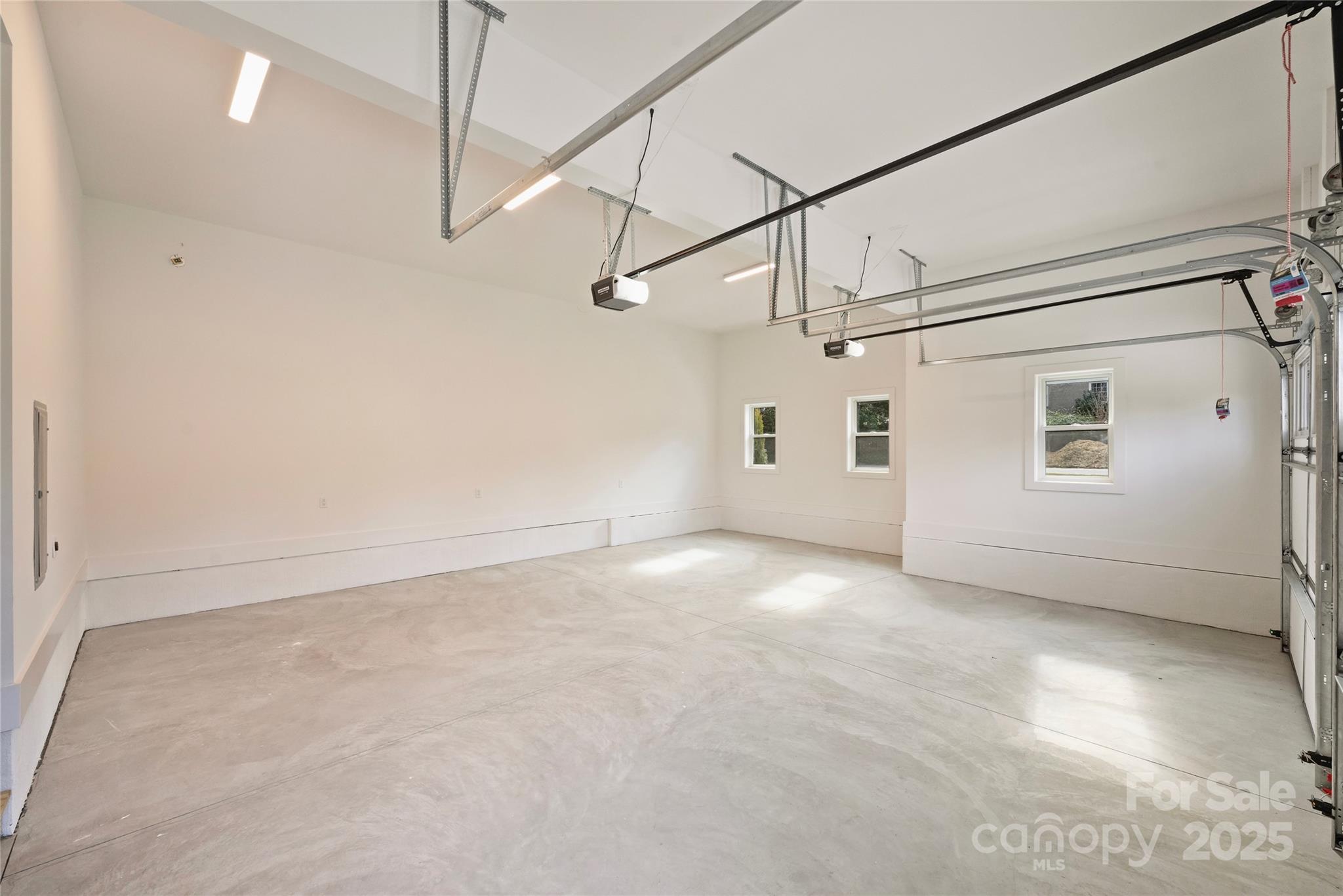 Laurelwood - Residential