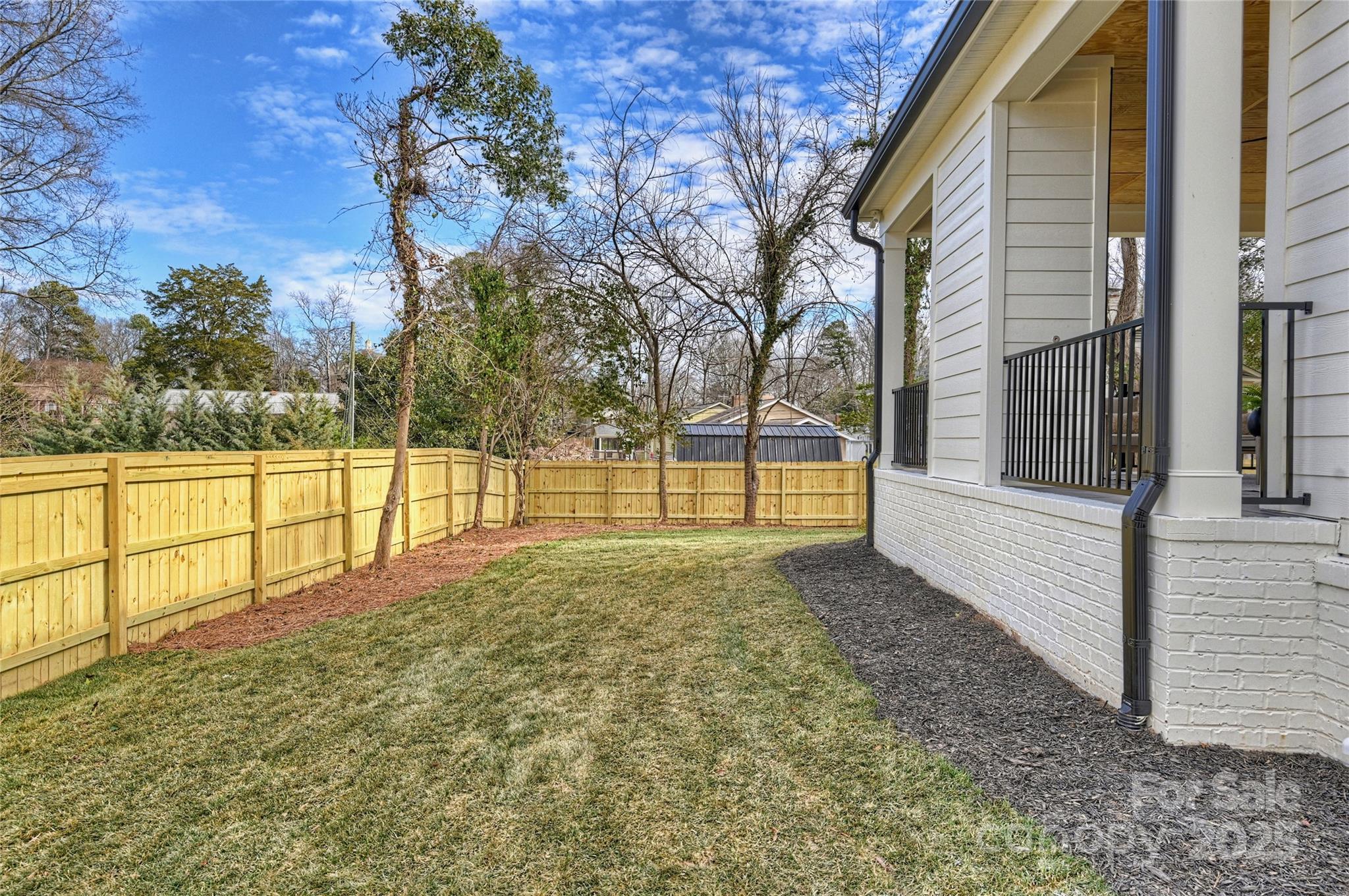 Laurelwood - Residential