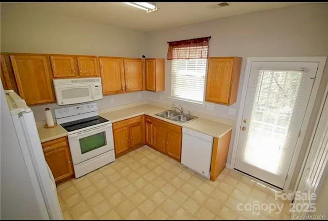 2150 Winthrop Chase Drive