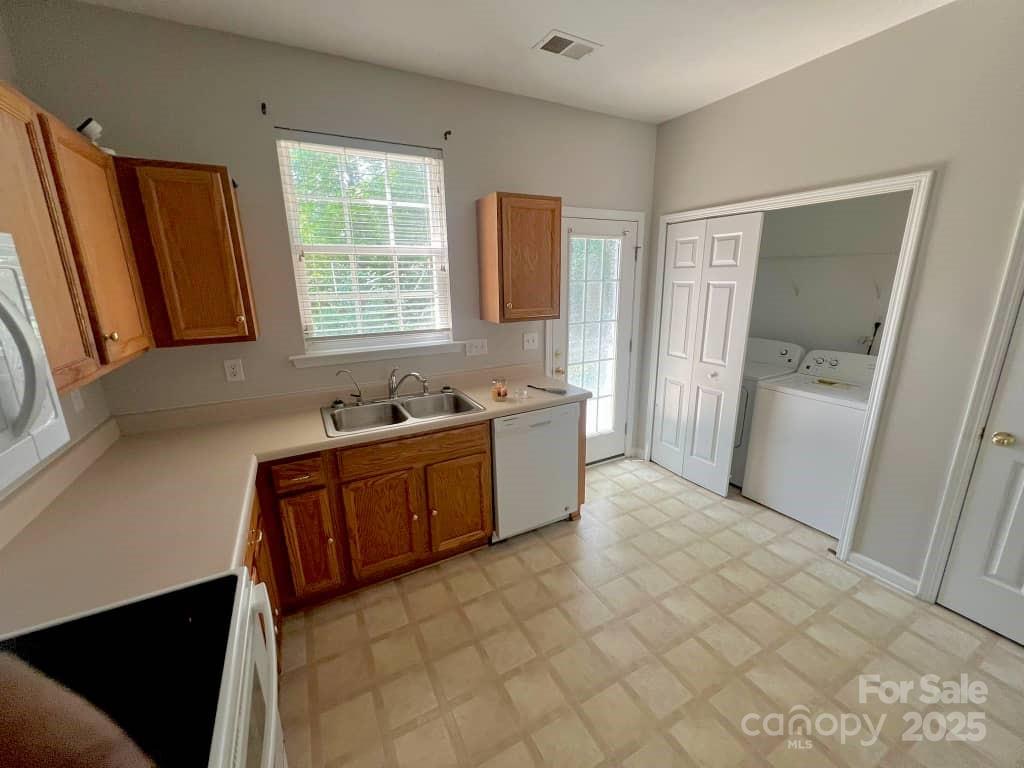 2150 Winthrop Chase Drive