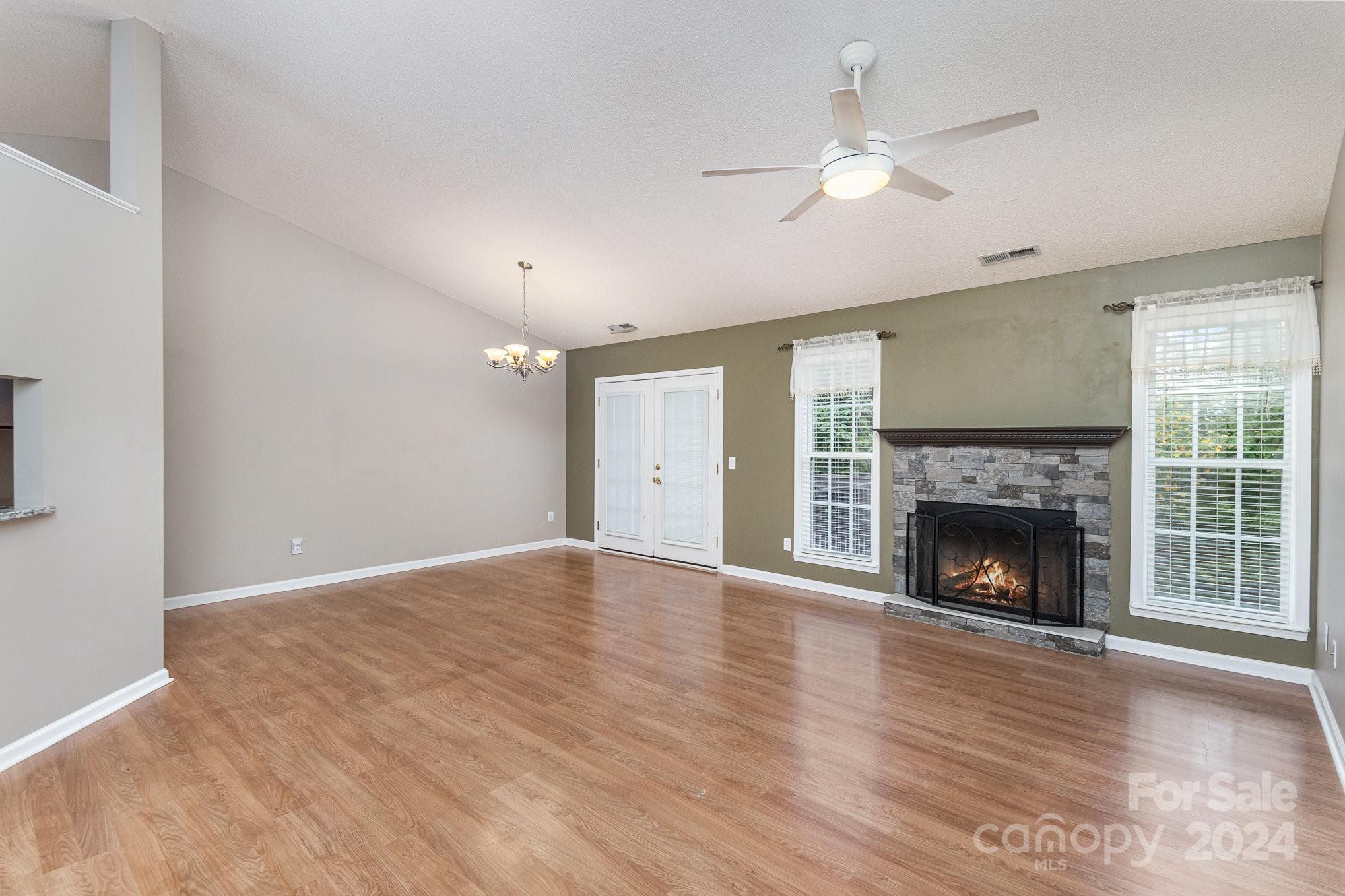 River Glen - Residential