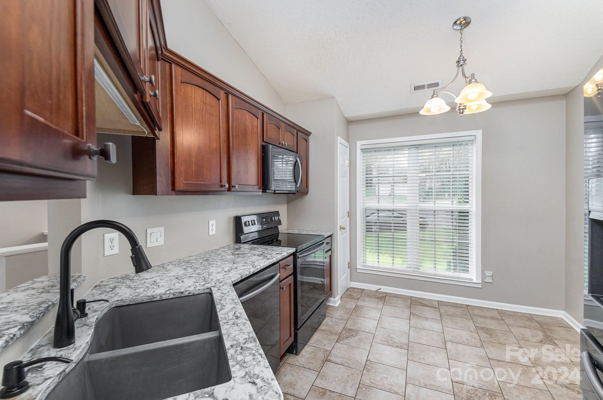 River Glen - Residential