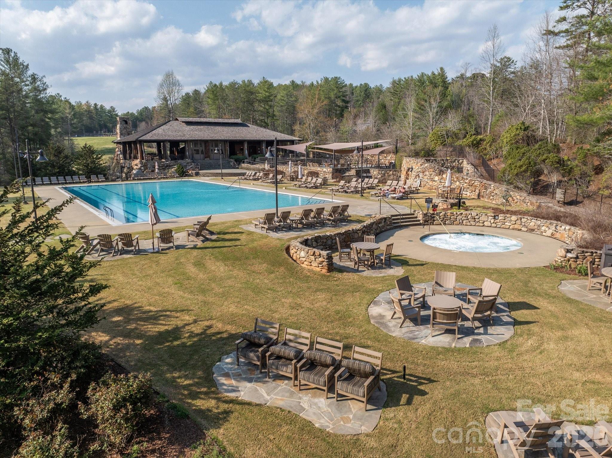 Old Wildlife Club - Land