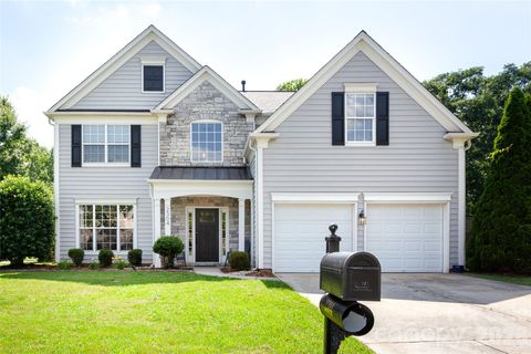 Photo of 2304 Coltsgate Road, Waxhaw, NC 28173 (MLS # 4377266)