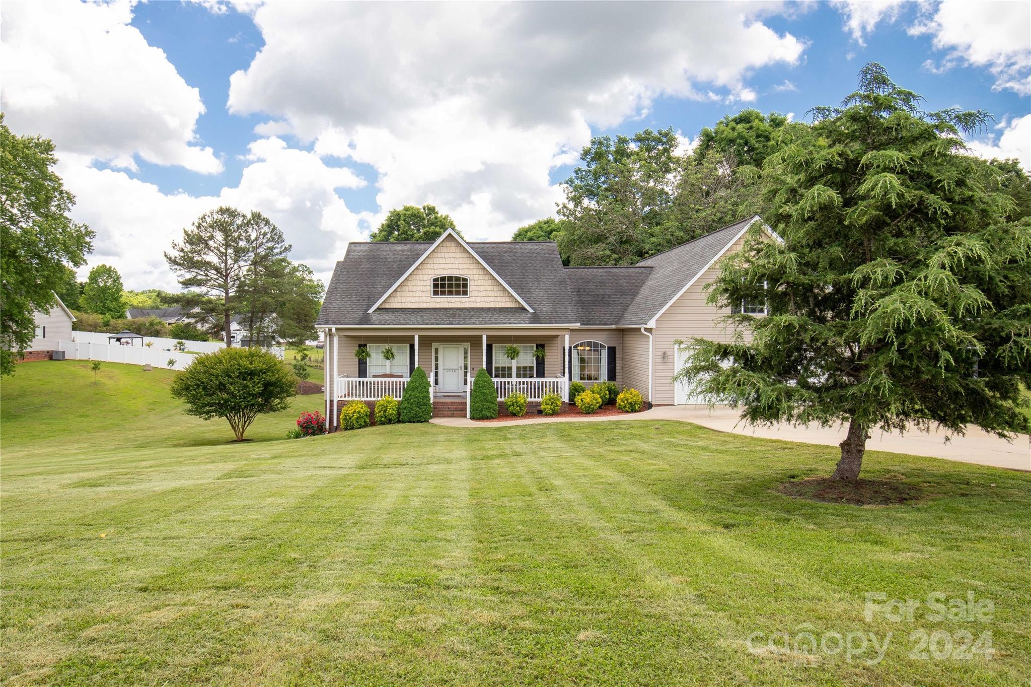 Oak Creek - Residential