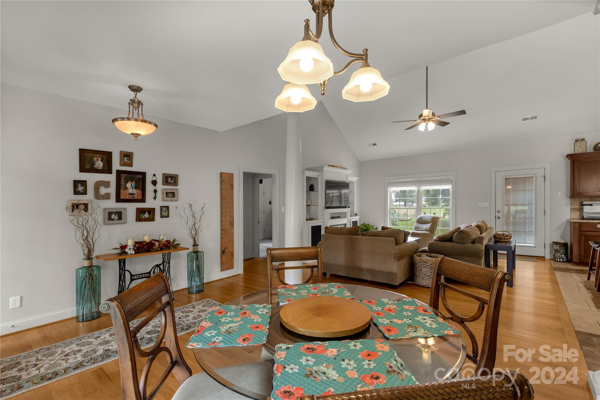 Oak Creek - Residential