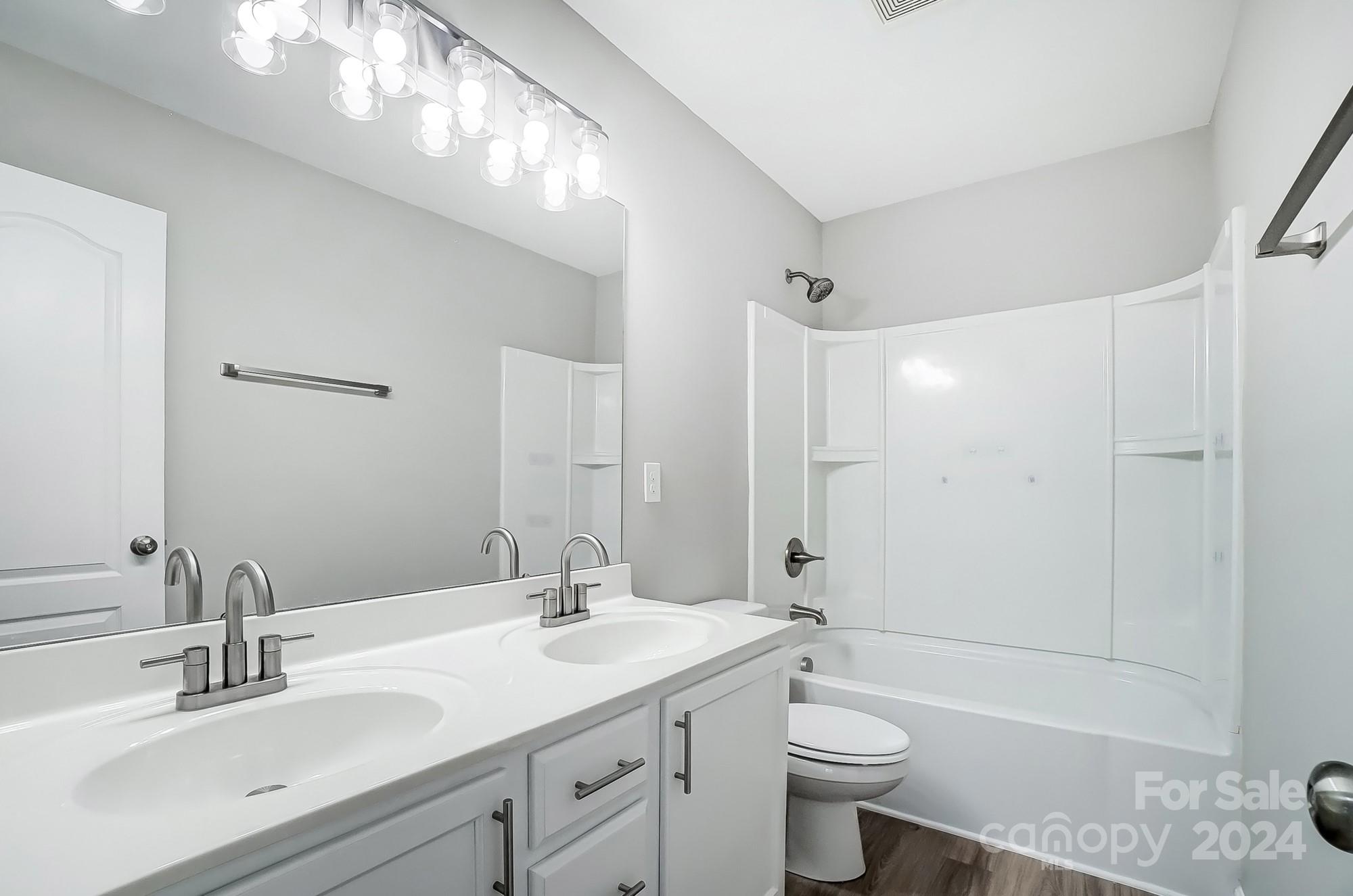 Mallard Lake - Residential