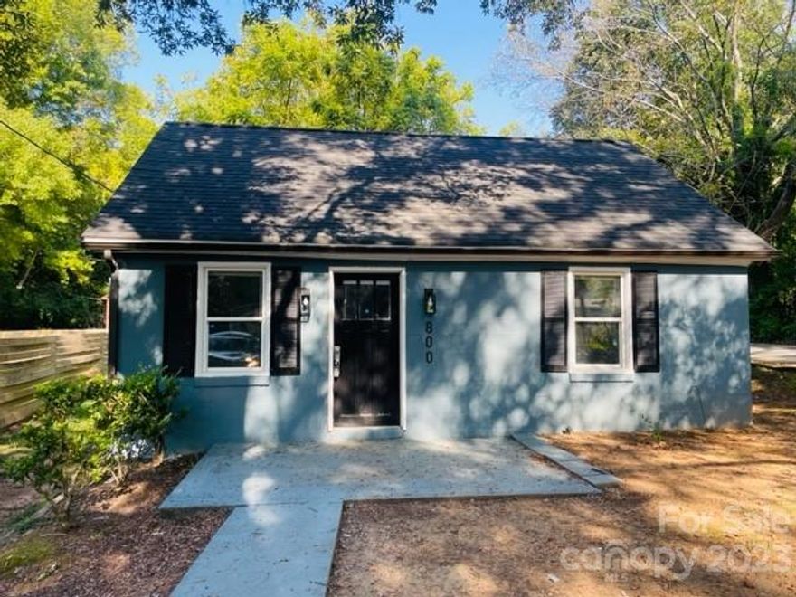 Beautifully remodeled 2BD/1BA in northwest area of Charlotte. Great for anyone searching for that starter home, or an investor looking for the next passive income opportunity. Fully remodeled kitchen and full bath; new paint throughout; vinyl flooring; ceiling fans, and electric range included. Easy access (about five minutes) to I-485, and about ten minutes to CLT airport and Uptown. Priced to sell; this is an opportunity you don't want to miss!! Don't wait!!