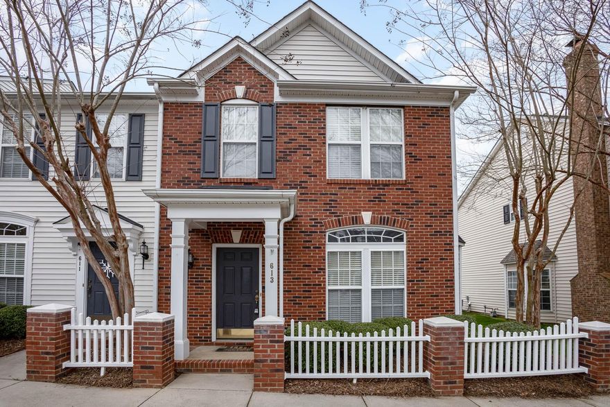 Conveniently nestled in the heart of Rock Hill, this exquisite end unit townhome at 613 Atherton Way offers a harmonious blend of comfort and accessibility. Boasting a prime location near shopping centers and delectable dining establishments, this residence ensures that all your daily needs are just moments away. With easy access to the interstate, you'll find yourself only 30 minutes from the vibrant energy of Uptown Charlotte.