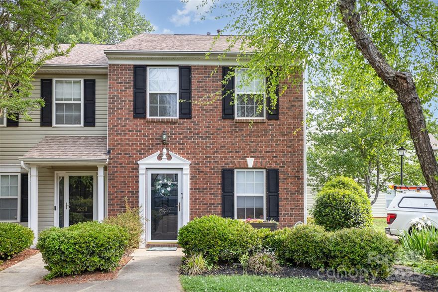 *Offer Accepted, Open House Canceled* Beautifully Updated Brick Front End-Unit Townhome! This 2-bedroom, 2.5-bath gem offers stylish upgrades and an ideal layout. Enjoy a spacious living area with a cozy corner fireplace and a passthrough from the modern kitchen, featuring stainless steel appliances and granite countertops. Upstairs, you'll find dual primary bedrooms with vaulted ceilings and en-suite baths—perfect for comfort and privacy. With two assigned parking spots, a charming brick front, and the perks of an end-unit location, this home combines elegance and convenience. Don't miss out!  Preferred Lender is offering $4500 incentive!