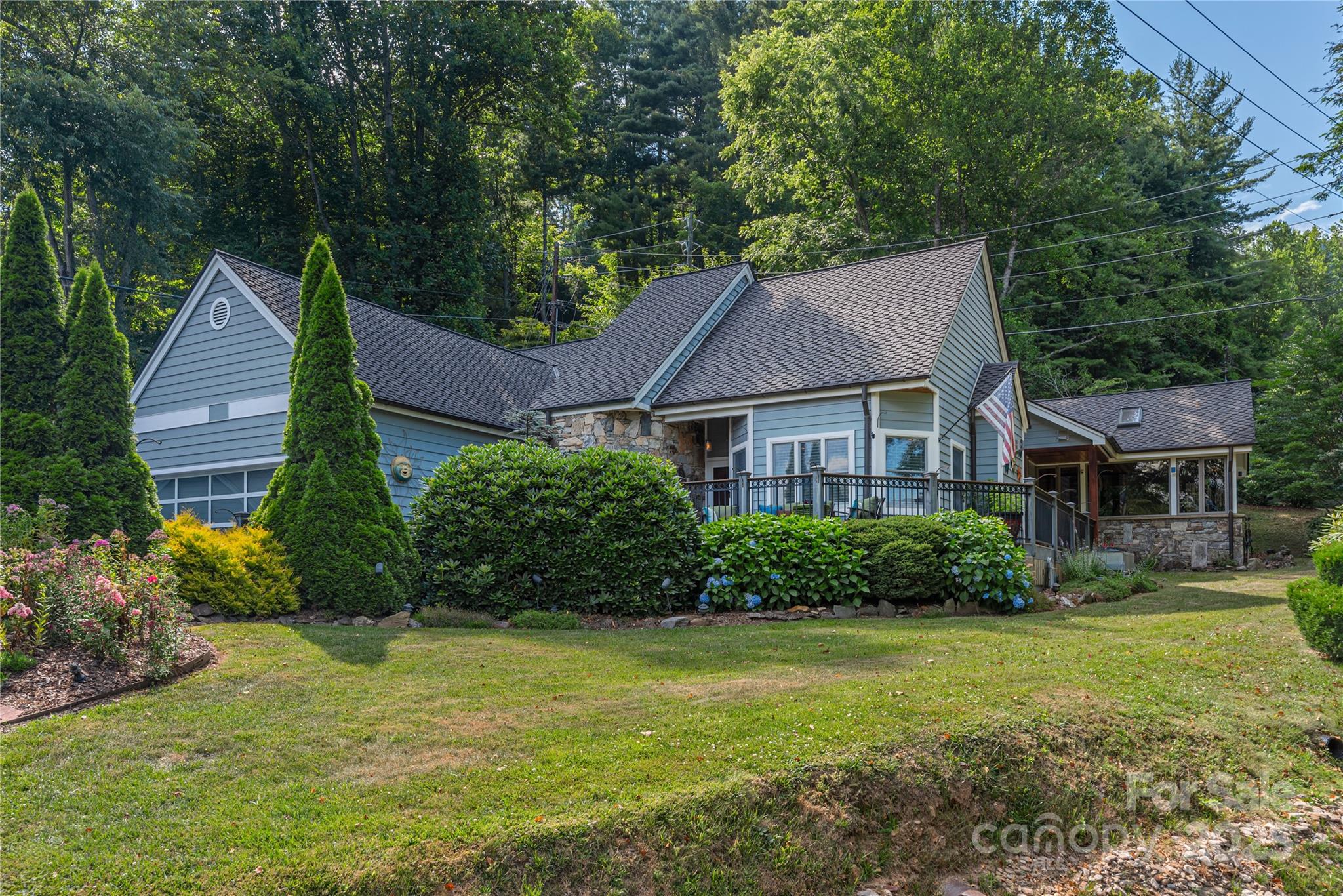 845 Eagles Nest Road