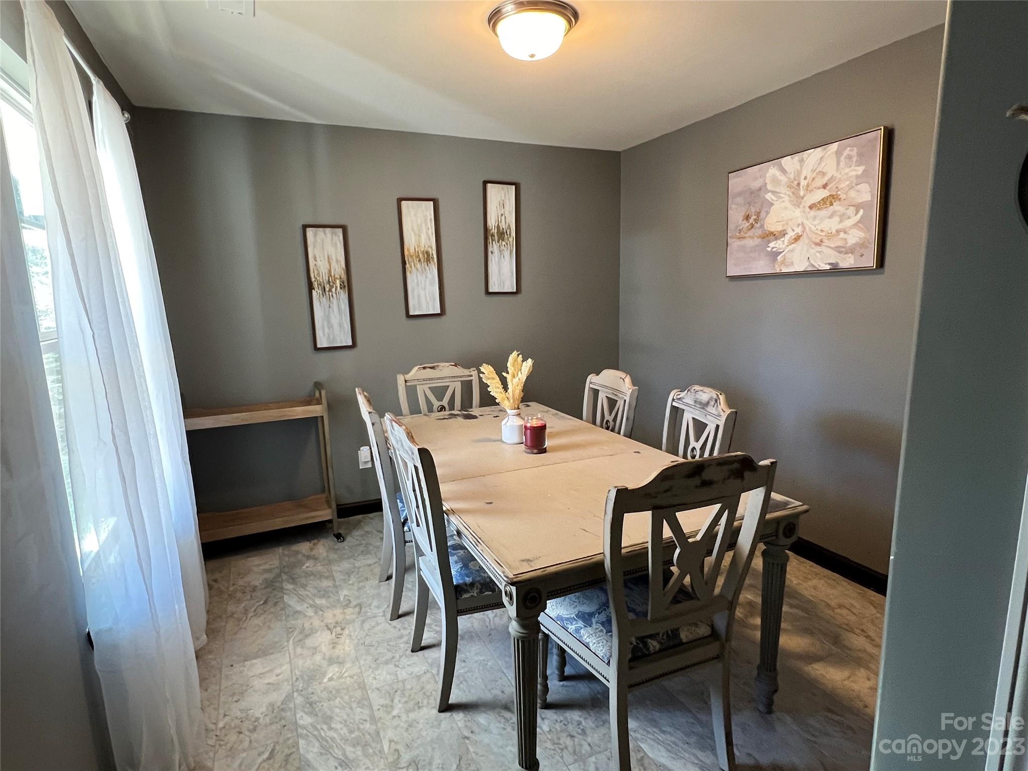 Kings Pointe - Residential