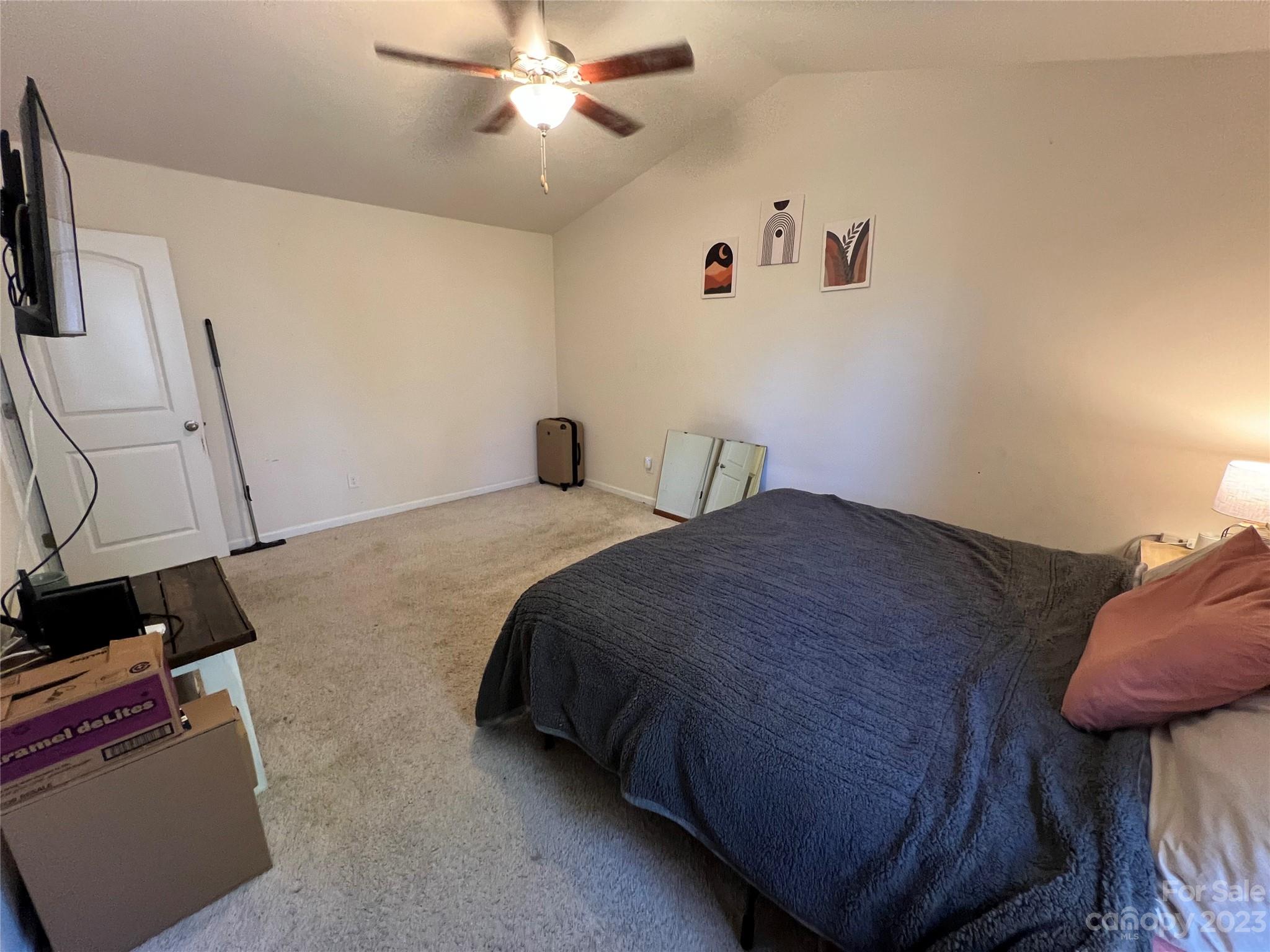 Kings Pointe - Residential