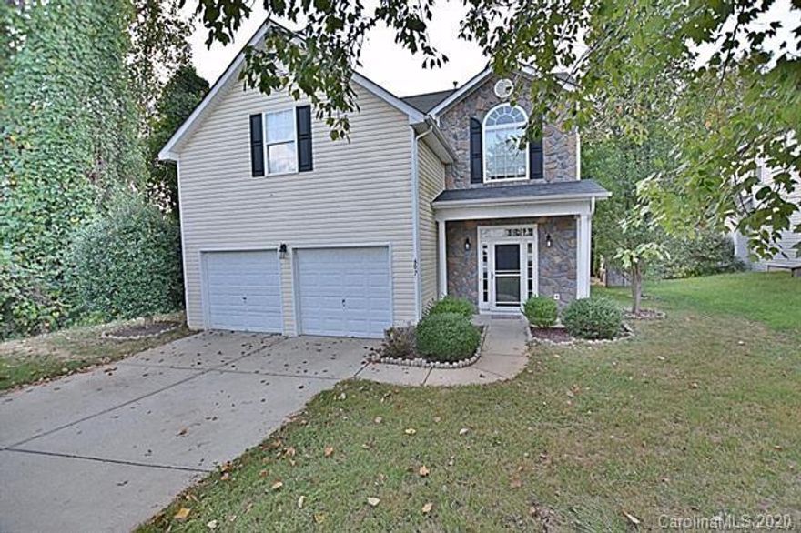 4 bedroom home on a cul-de-sac in Creeks Edge! Home offers a great room with gas logs/fireplace, a formal dining room or living room, breakfast nook, and an open kitchen with stainless steel appliances. Private backyard that is fenced in. Washer and dryer is included! Upstairs, each guest room has vaulted/tray ceilings and share a hall bath. The master suite has a sitting room that would make a great office or nursery, and a large bathroom with dual sinks, separate tub/shower. Hardwood floors throughout main floor. Available for beginning of January move in.