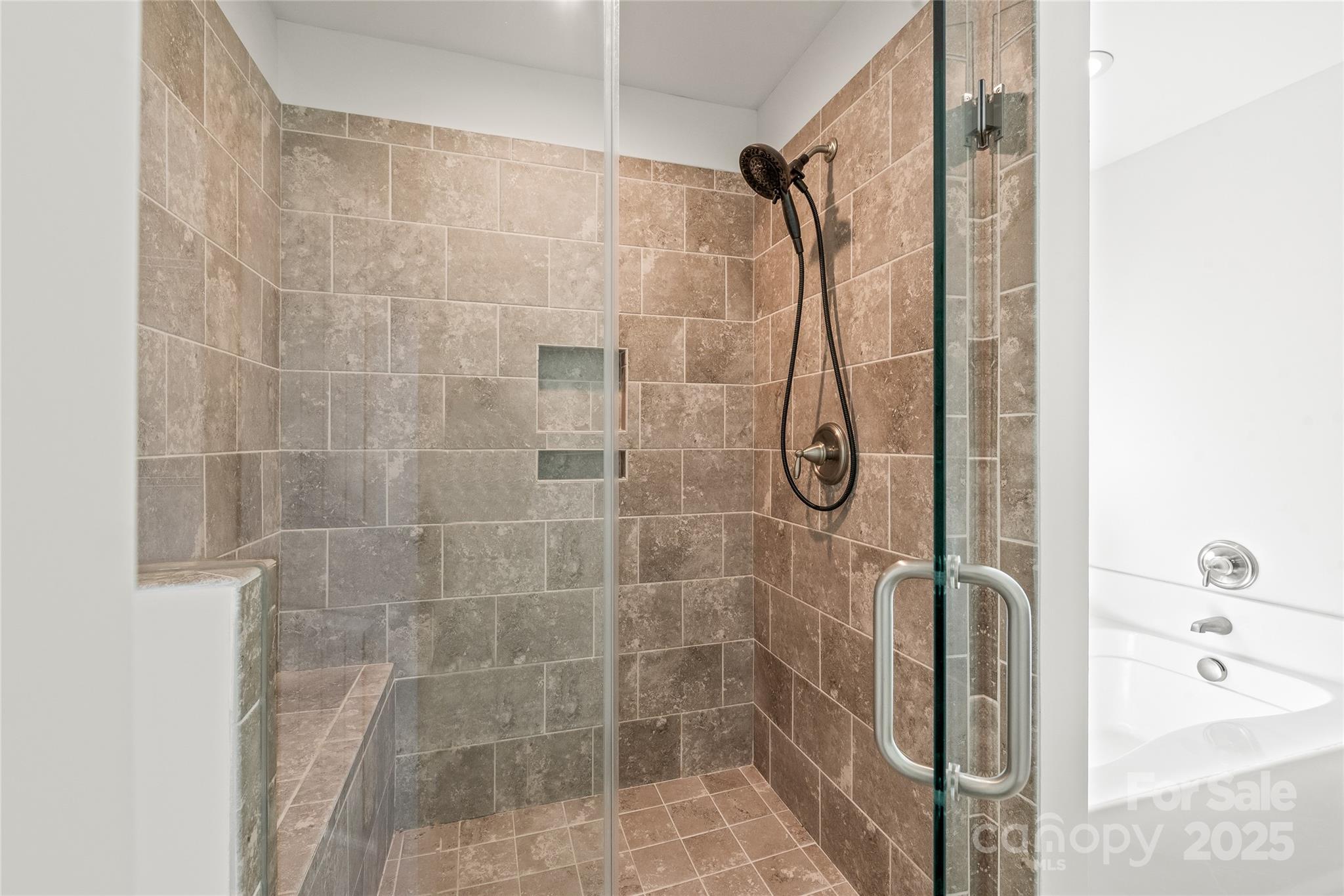 Serena Hill - Residential