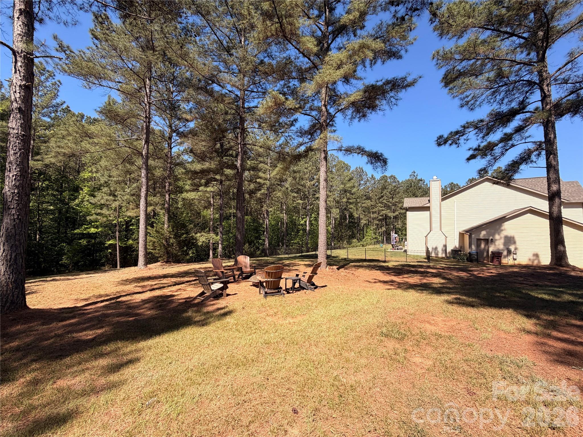 6509 Coniferous Circle