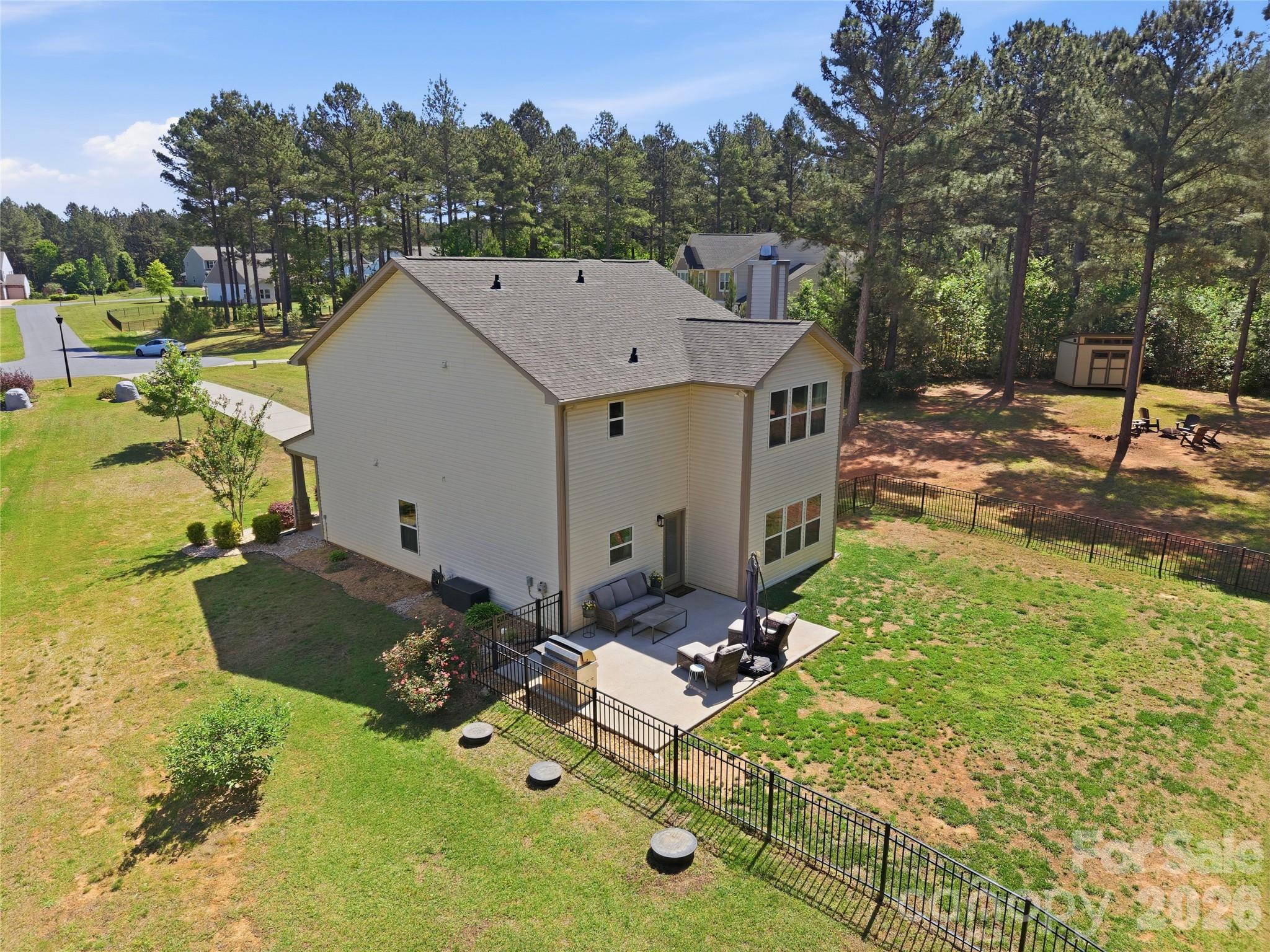 Conservancy at Waxhaw Creek - Residential
