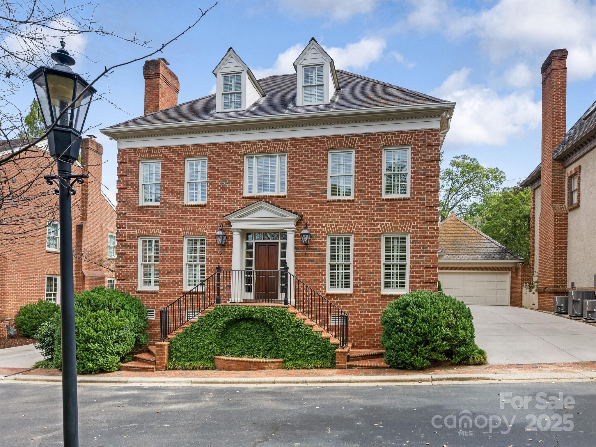 Myers Park - Residential