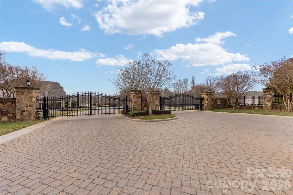 Highclere - Residential