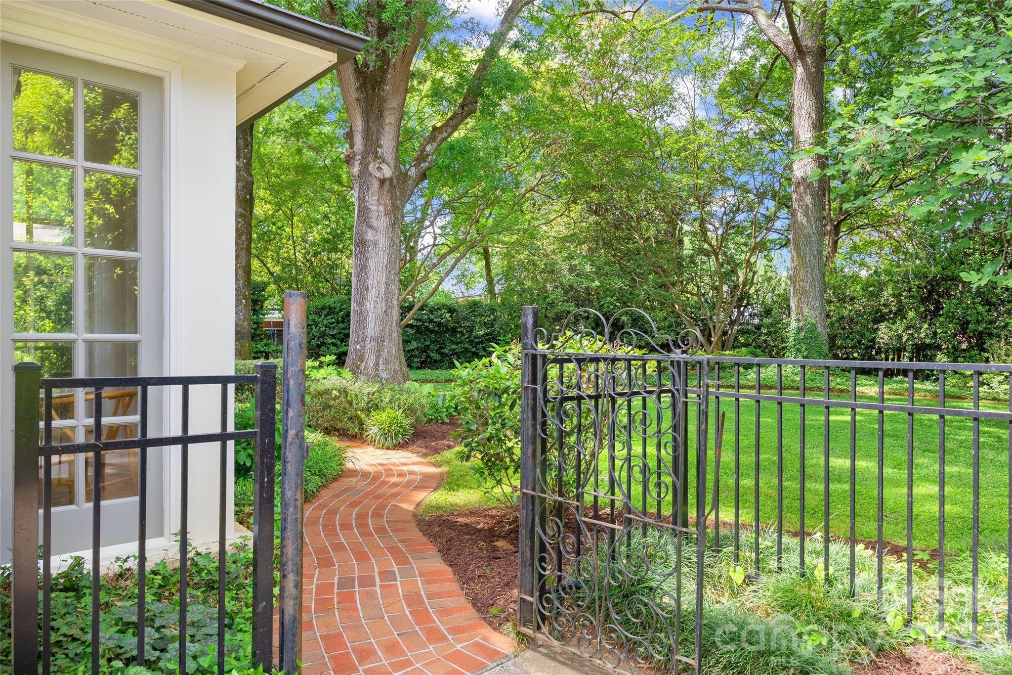 Barclay Downs - Residential