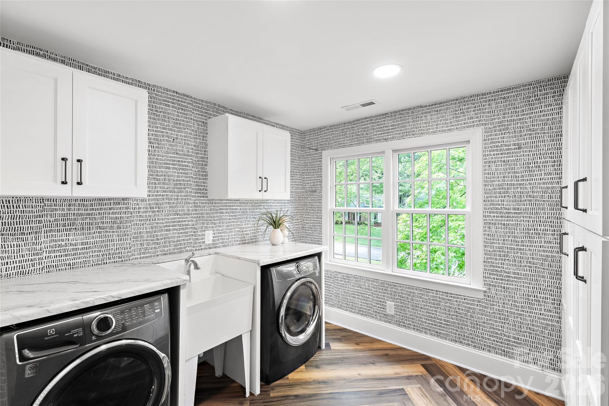 Barclay Downs - Residential