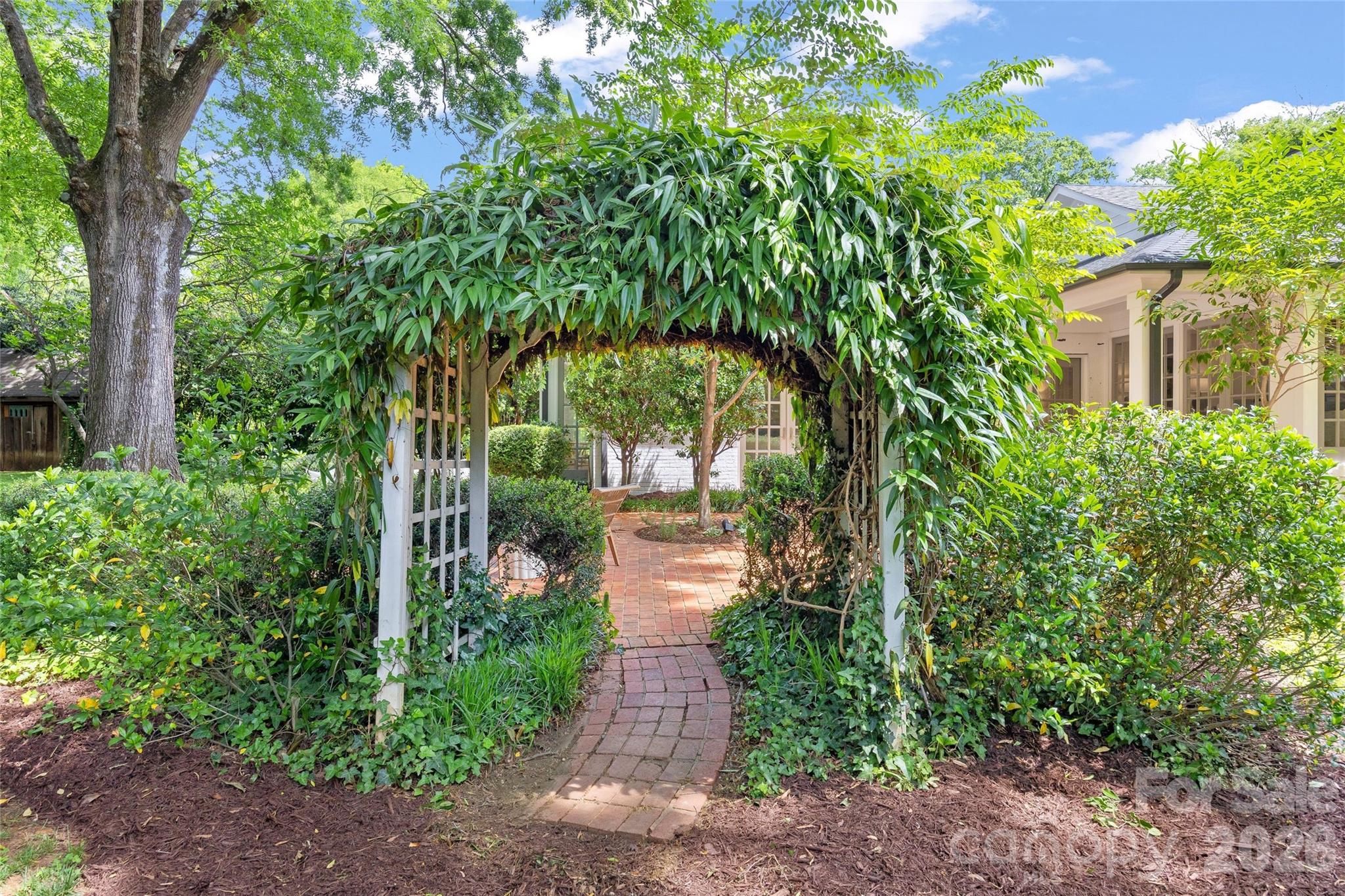 Barclay Downs - Residential