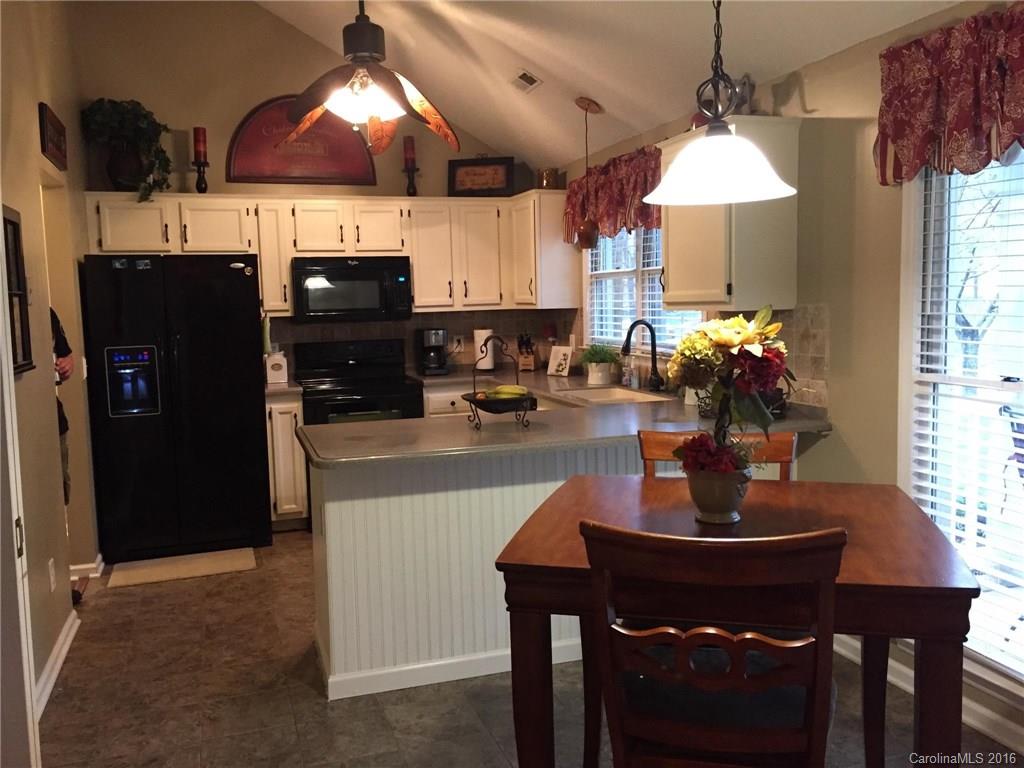 Hidden Pond - Residential