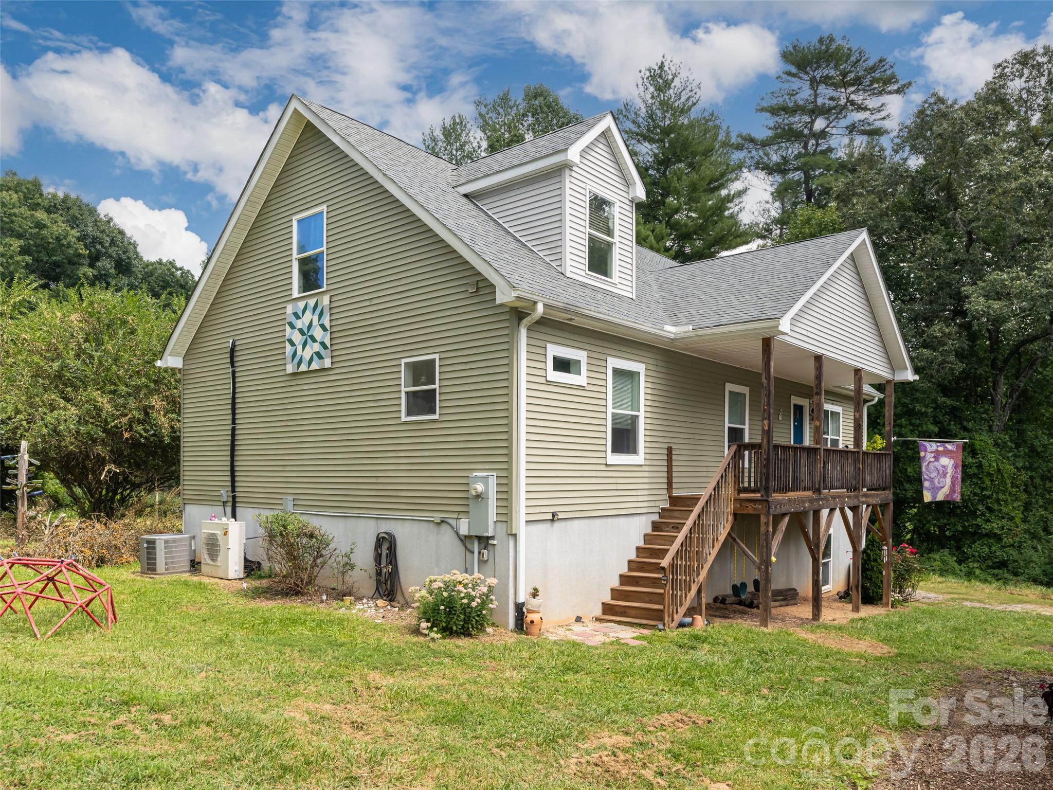 518 Onteora Boulevard