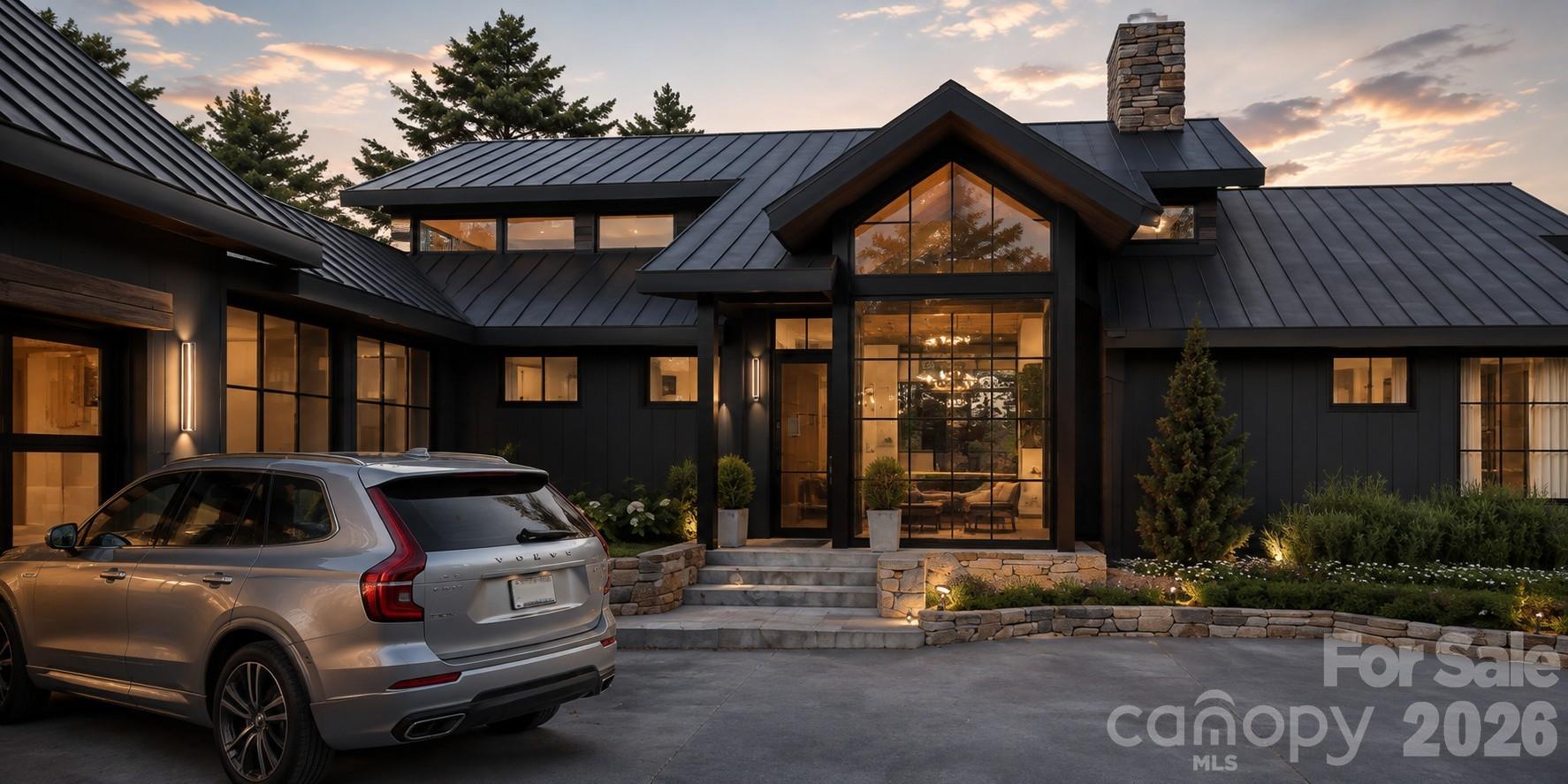 4583 Connestee Trail