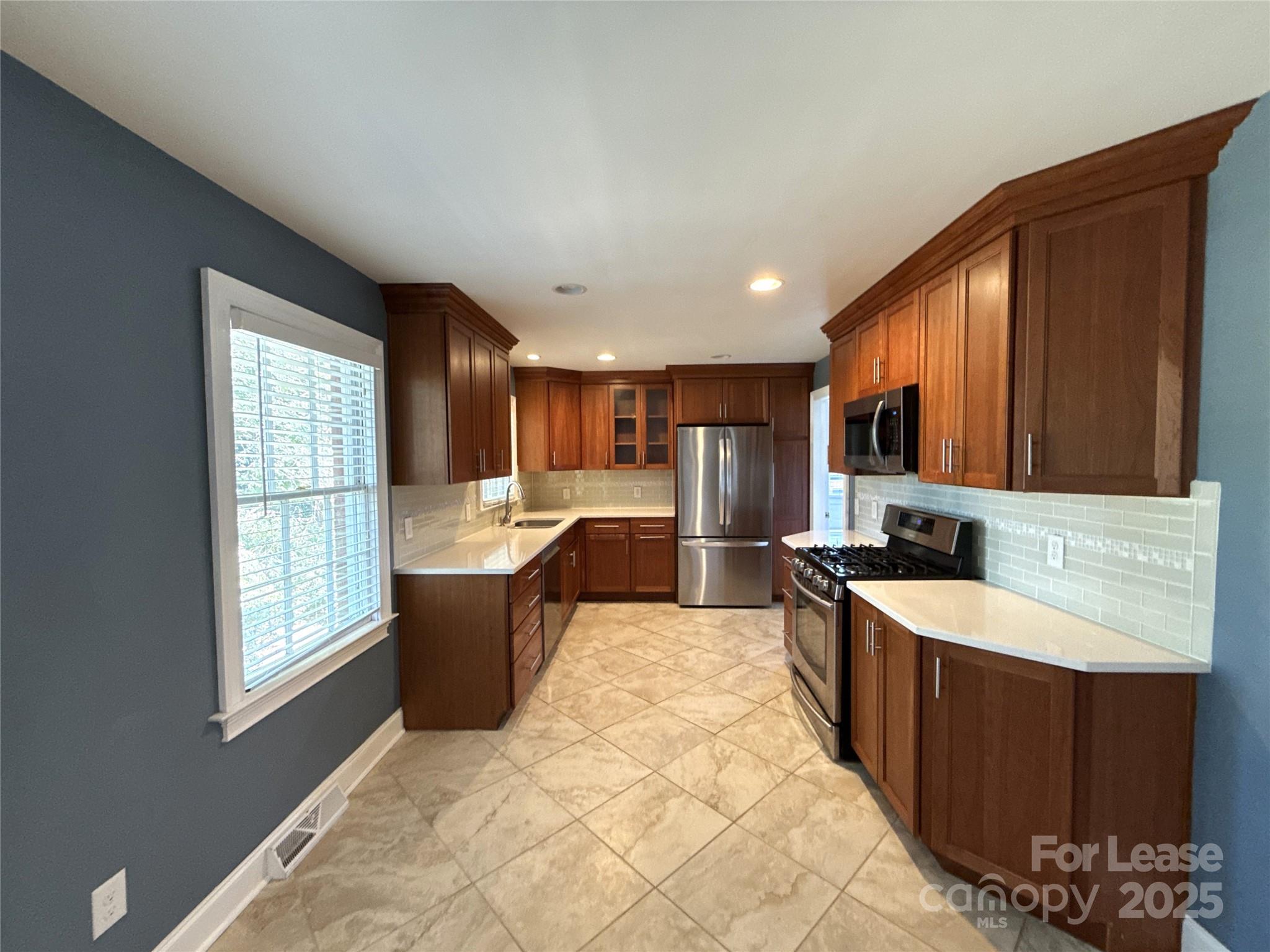 Montclaire - Residential Lease