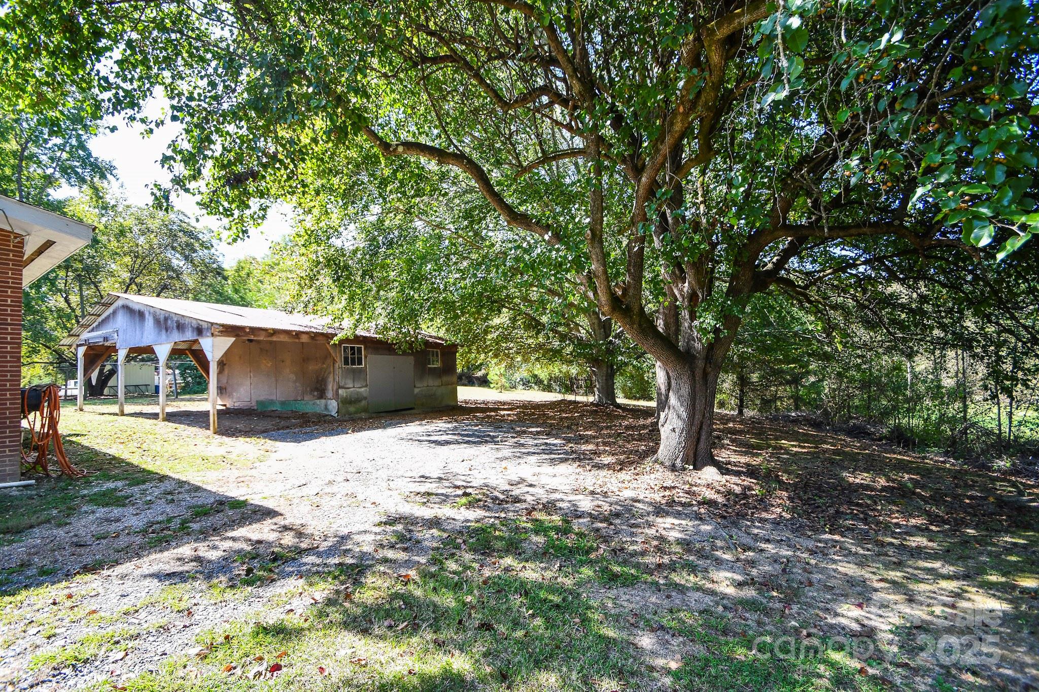2922 Joe Griffin Road