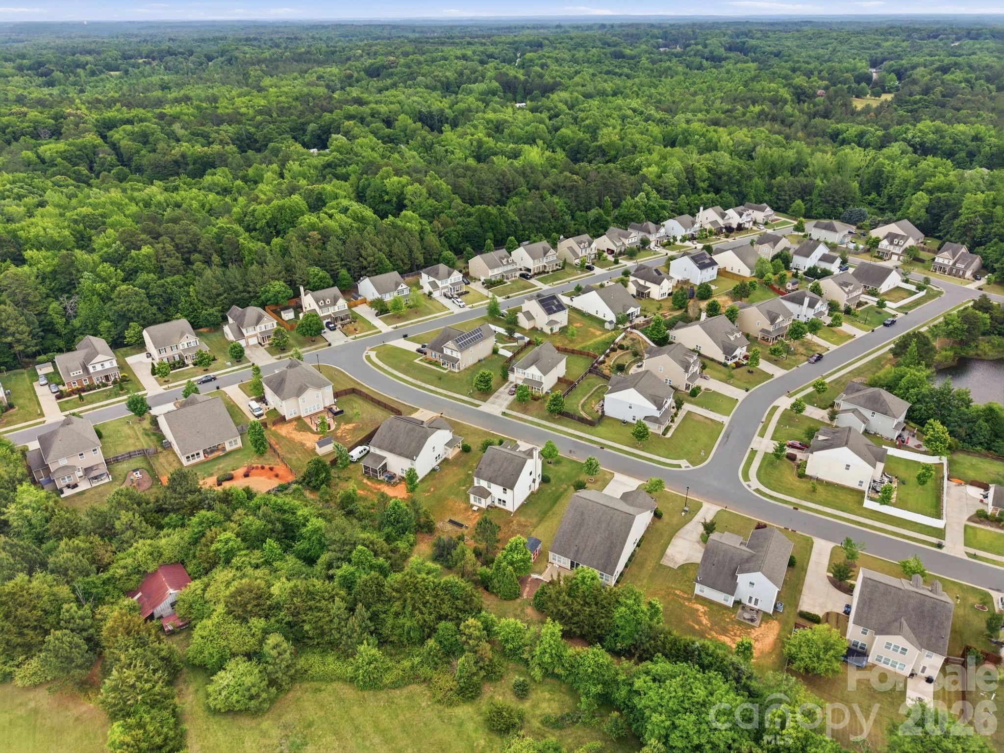 Ellis Pond - Residential