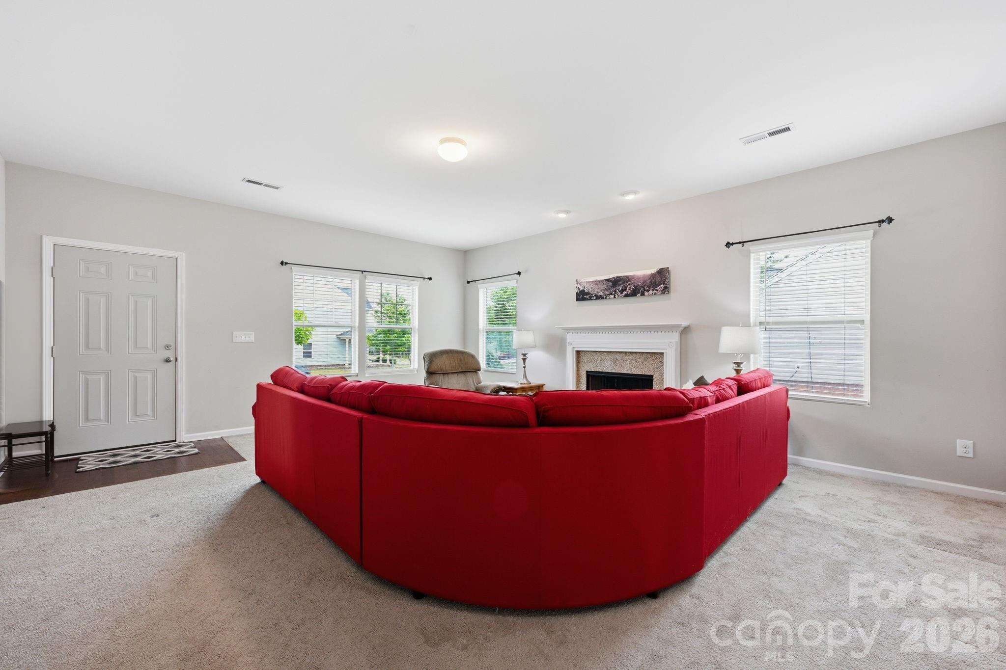 Ellis Pond - Residential