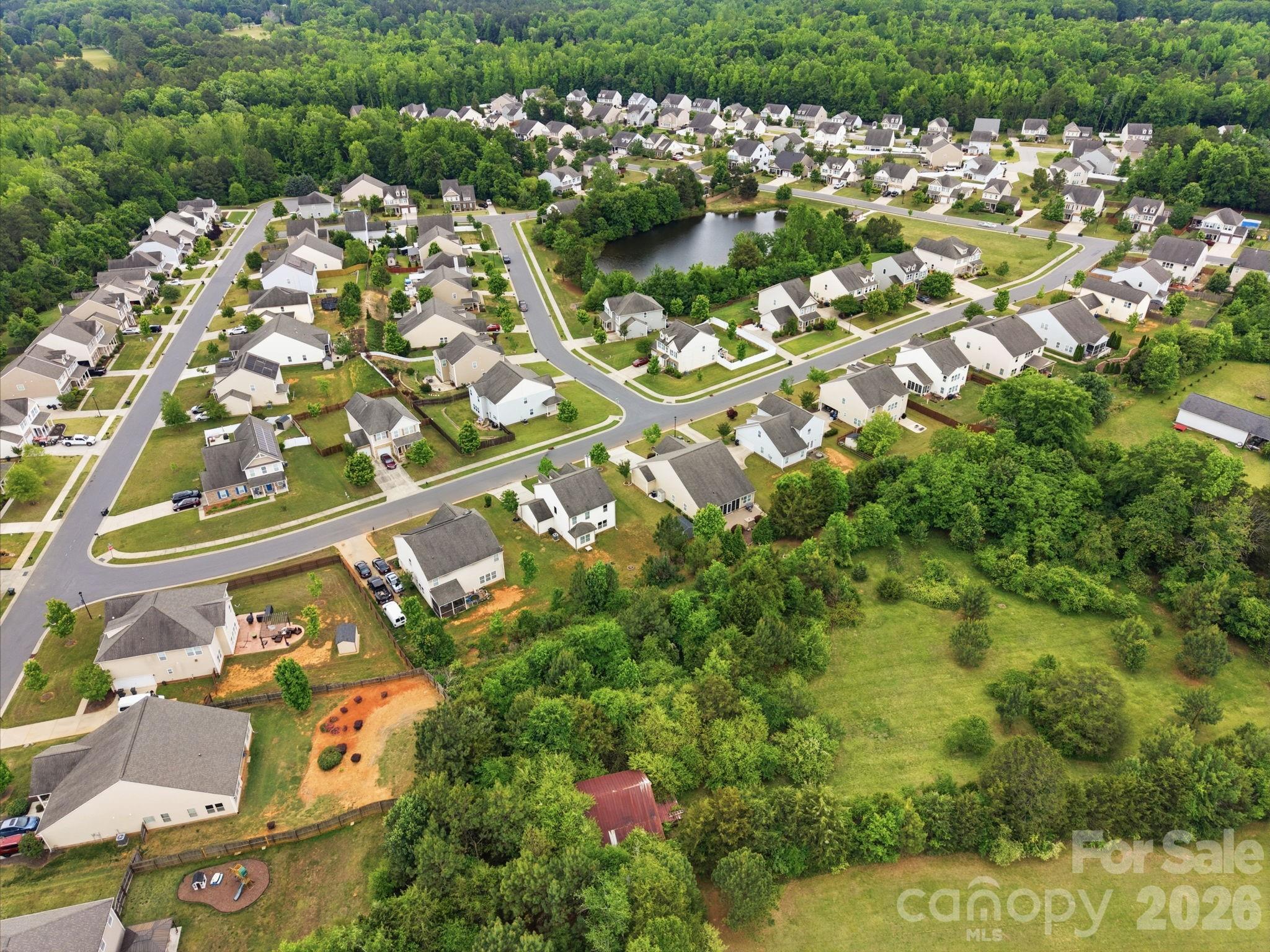 Ellis Pond - Residential