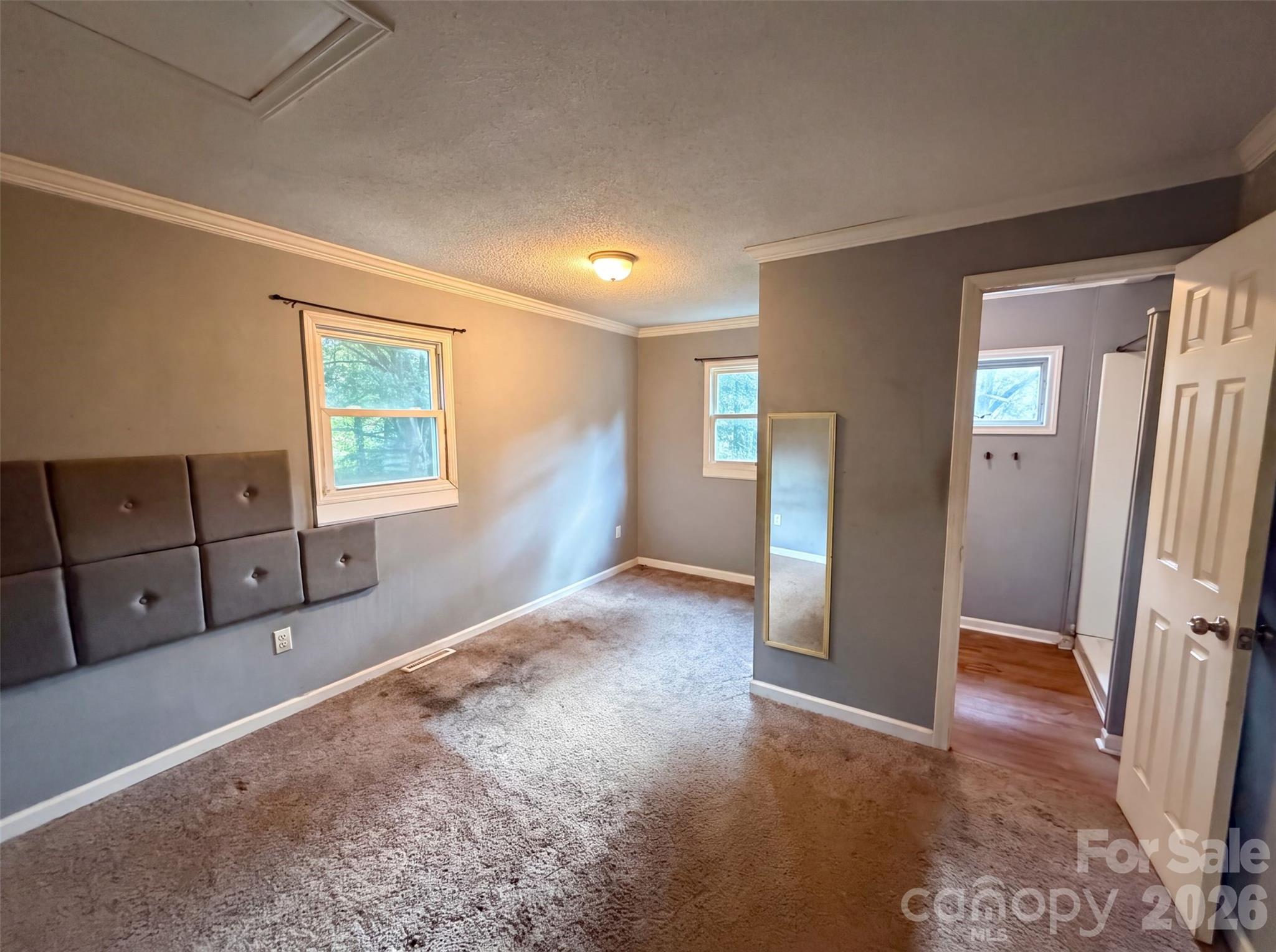 831 Fairview Street