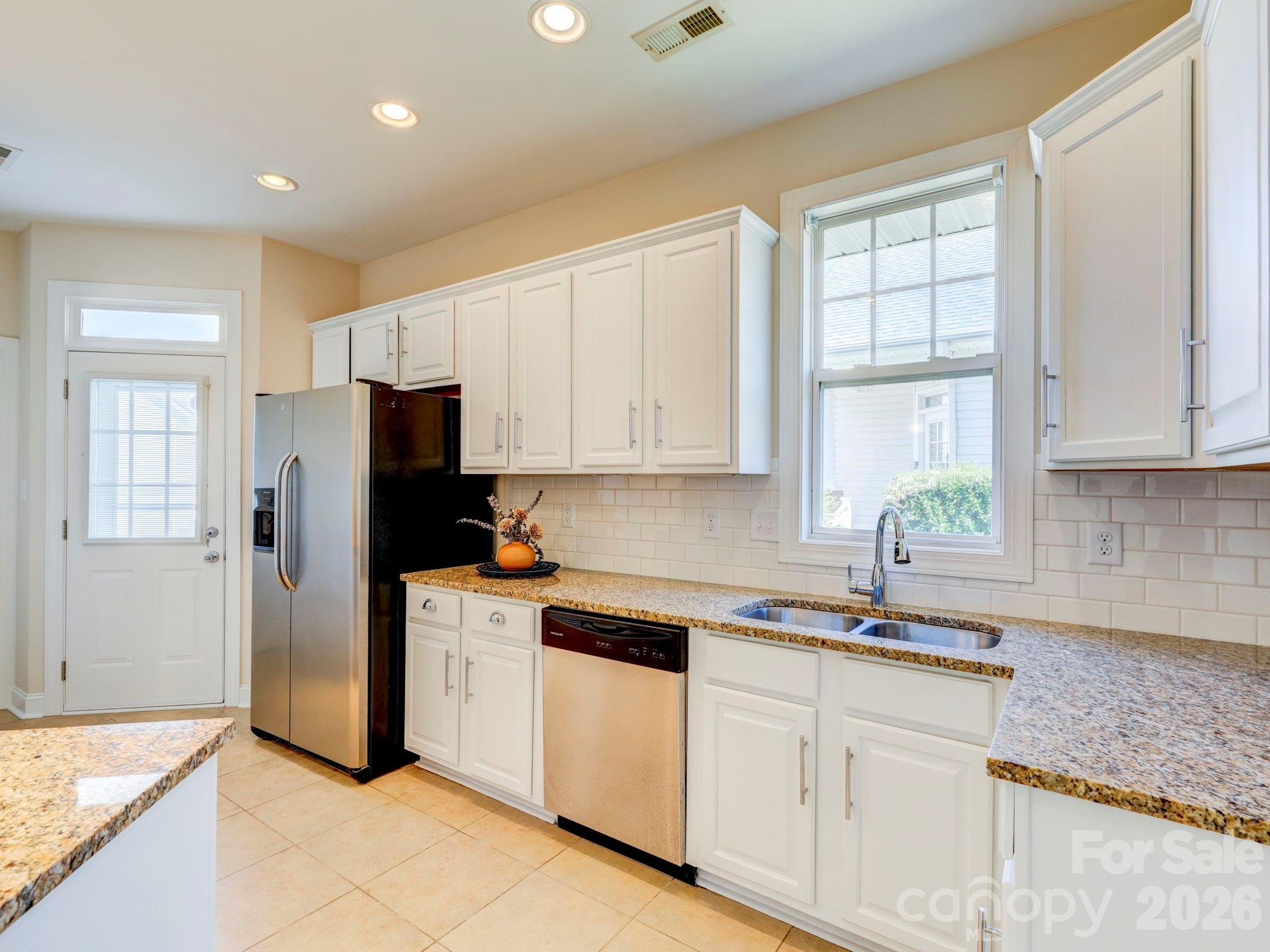 Chestnut Oaks - Residential