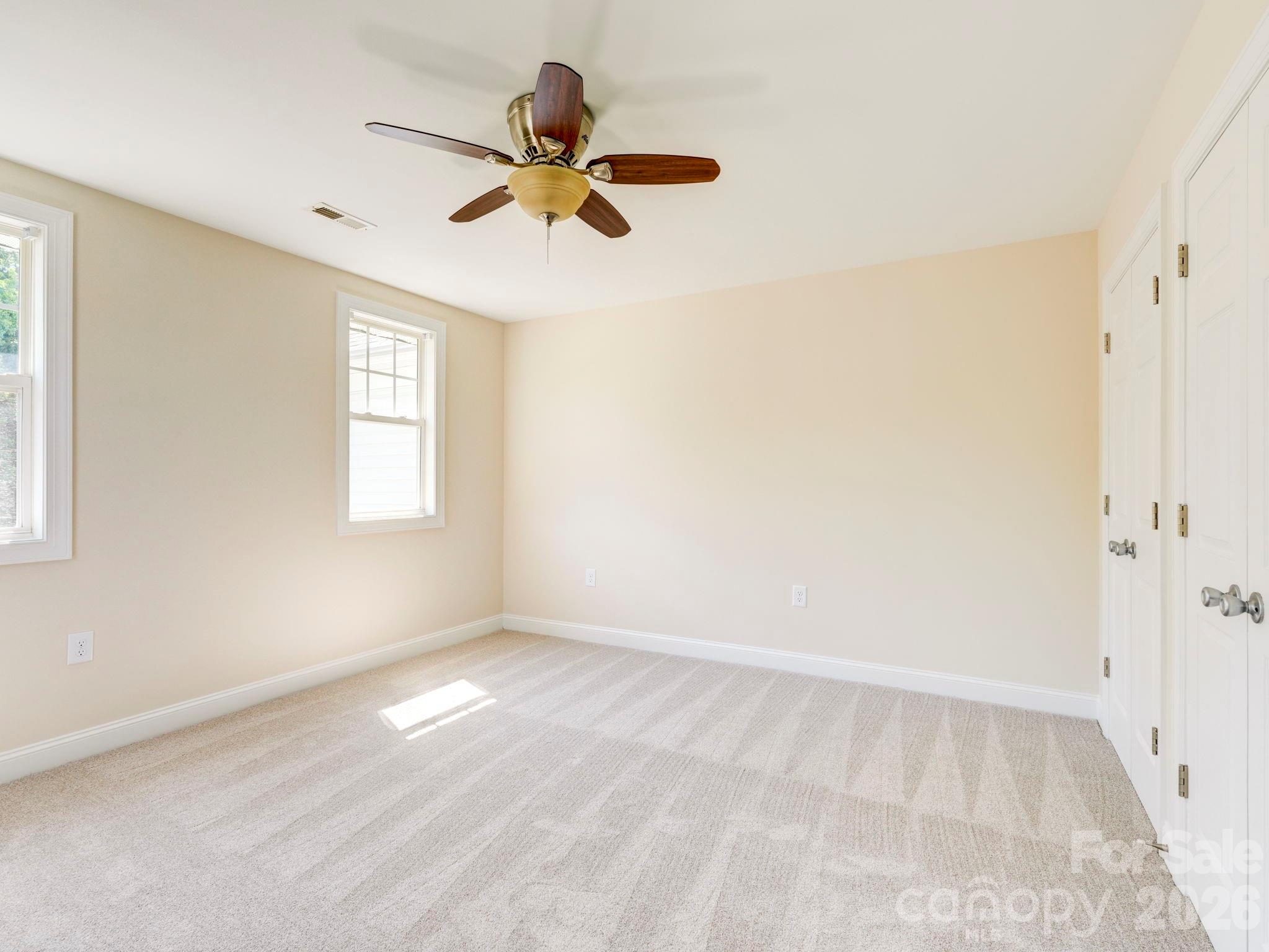 Chestnut Oaks - Residential