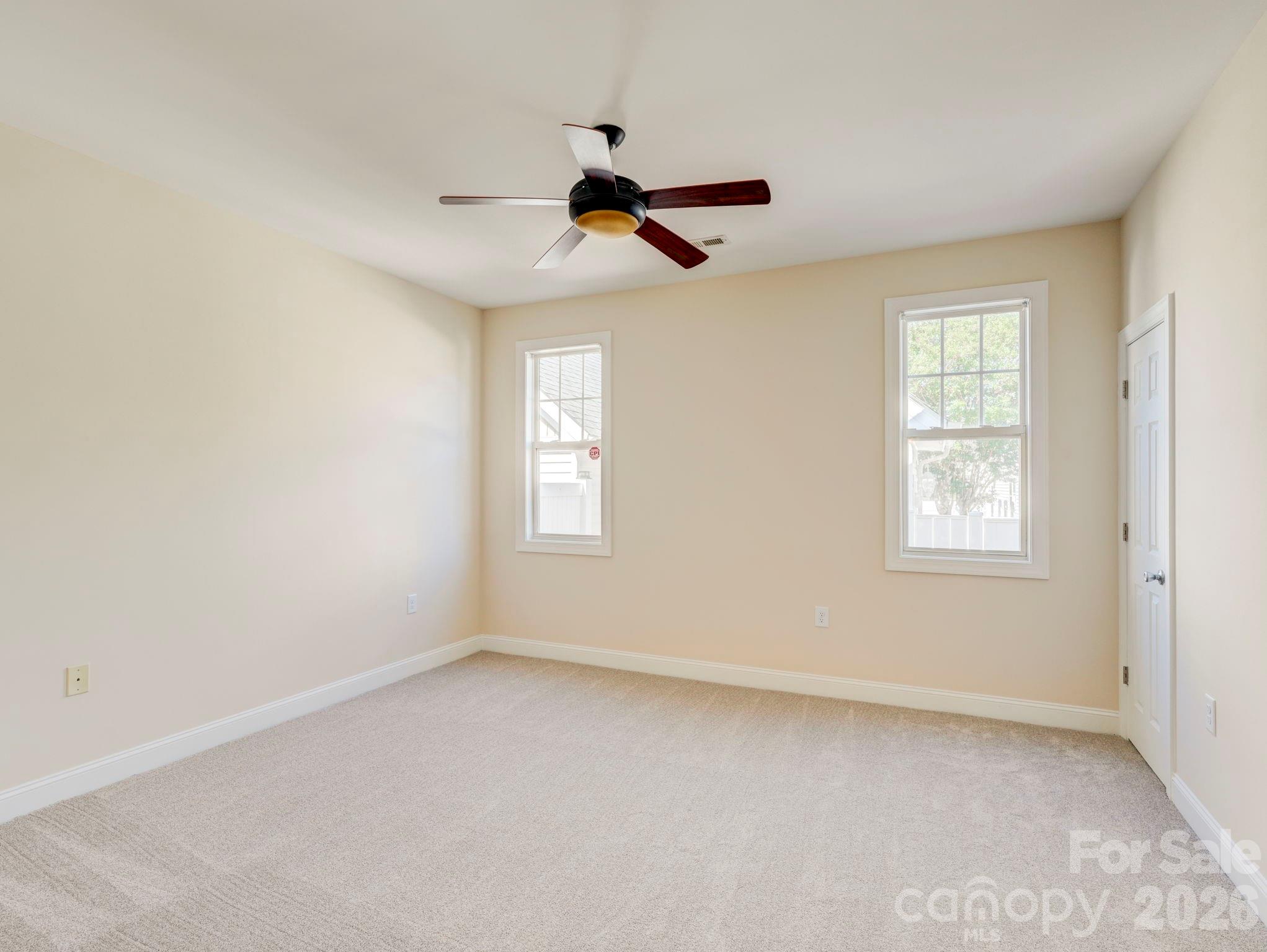 Chestnut Oaks - Residential