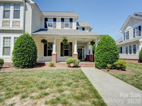 Photo of 2025 Gable Way Lane, Matthews, NC 28104 (MLS # 4377619)