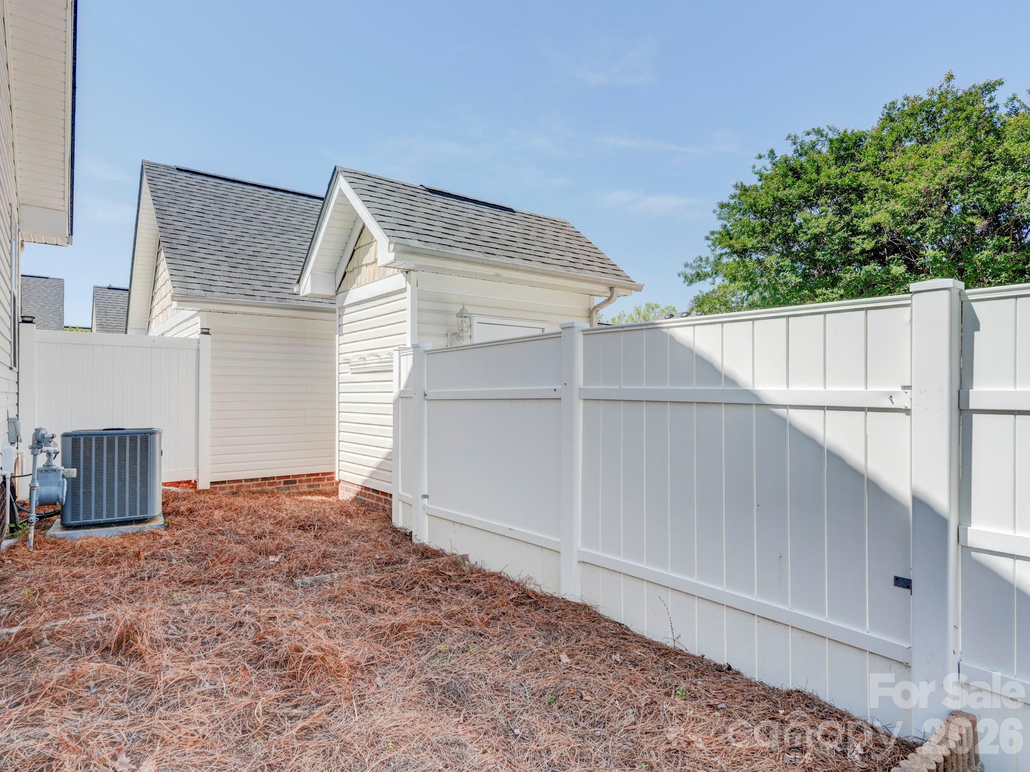 Chestnut Oaks - Residential