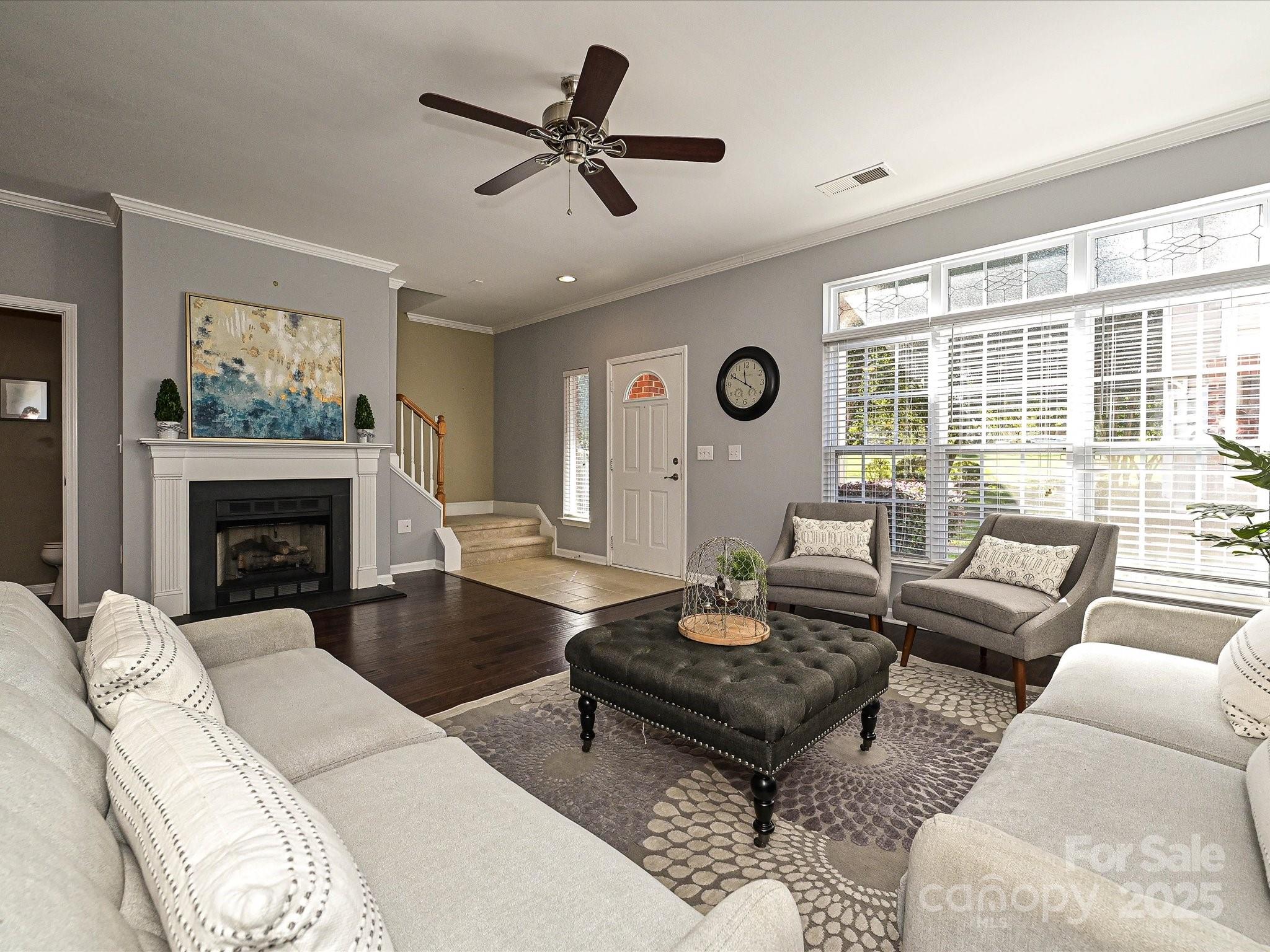 1039 Central Park Circle