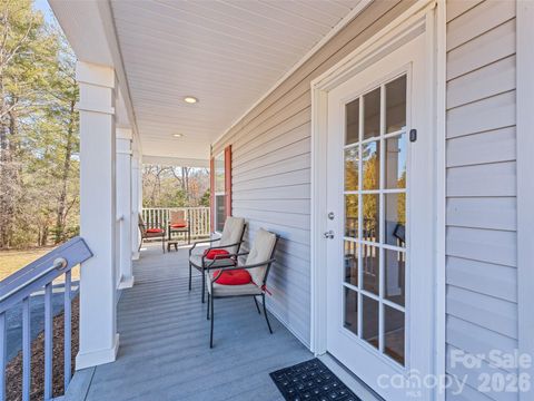 Photo of 10 Enochs Way, Fletcher, NC 28732 (MLS # 4333141)