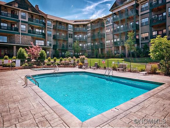 Beaucatcher House - Residential