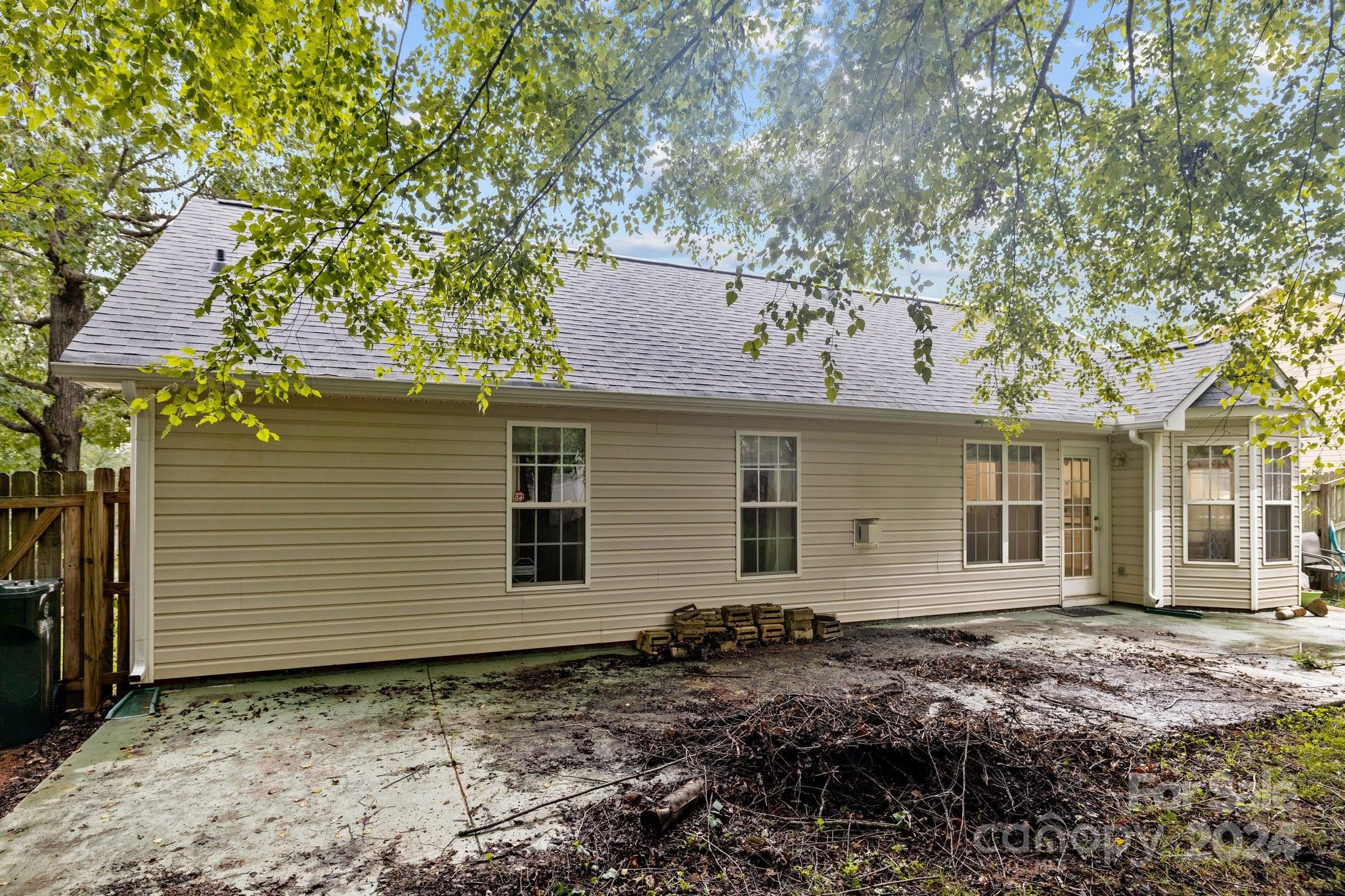 Longview Oaks - Residential