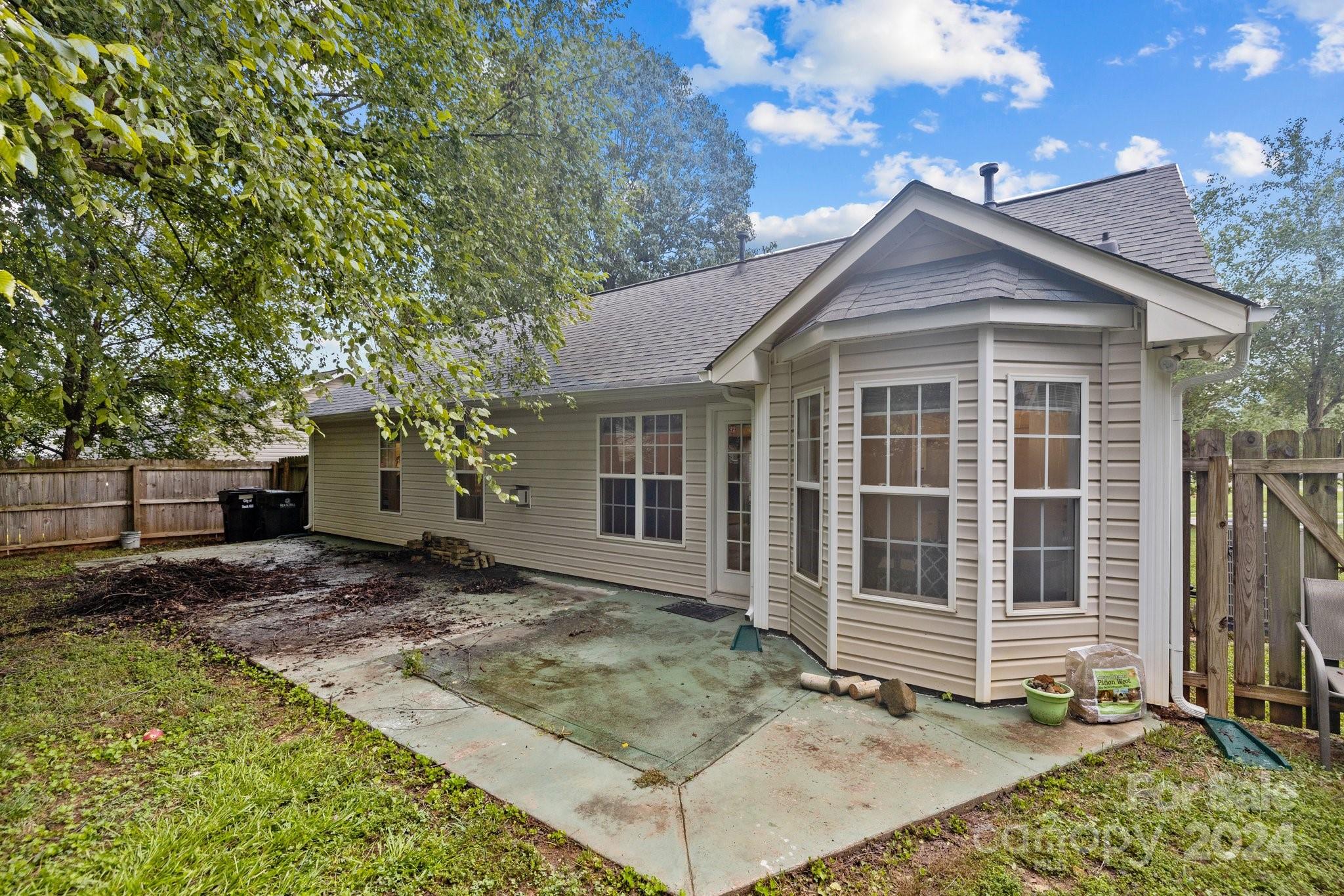 Longview Oaks - Residential