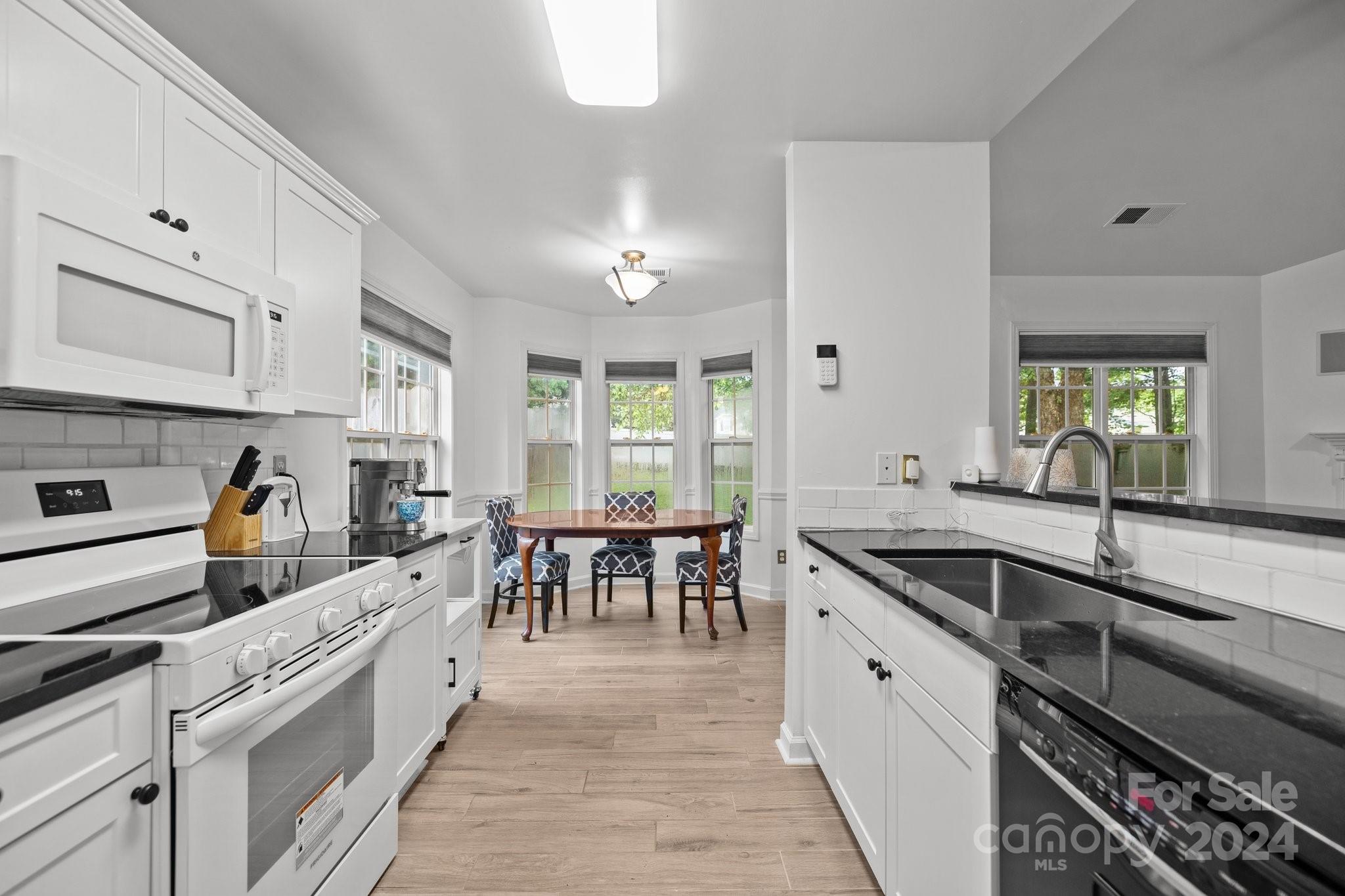 Longview Oaks - Residential