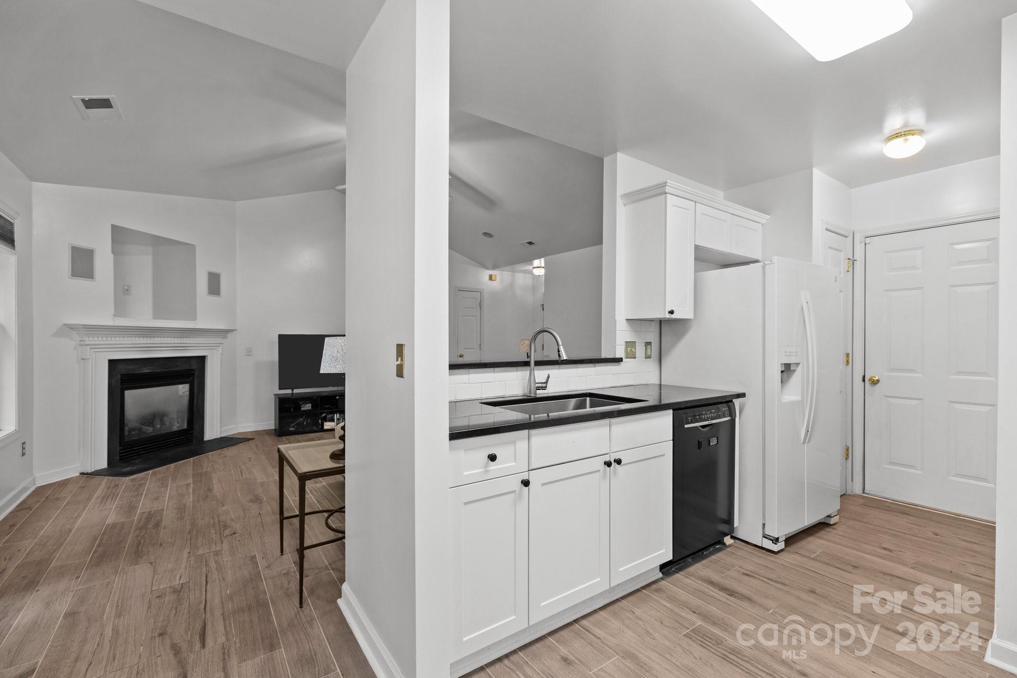 Longview Oaks - Residential