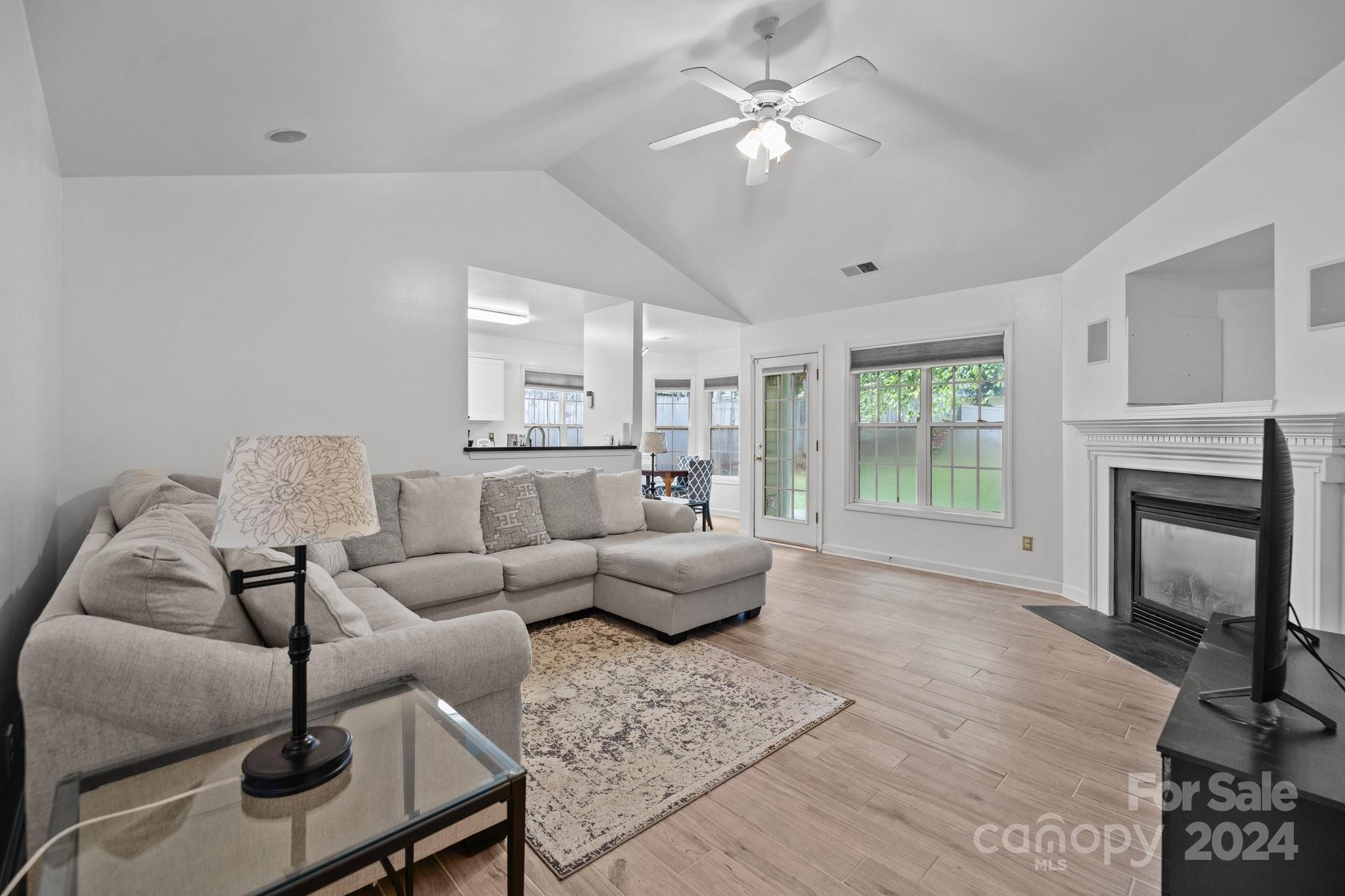 Longview Oaks - Residential