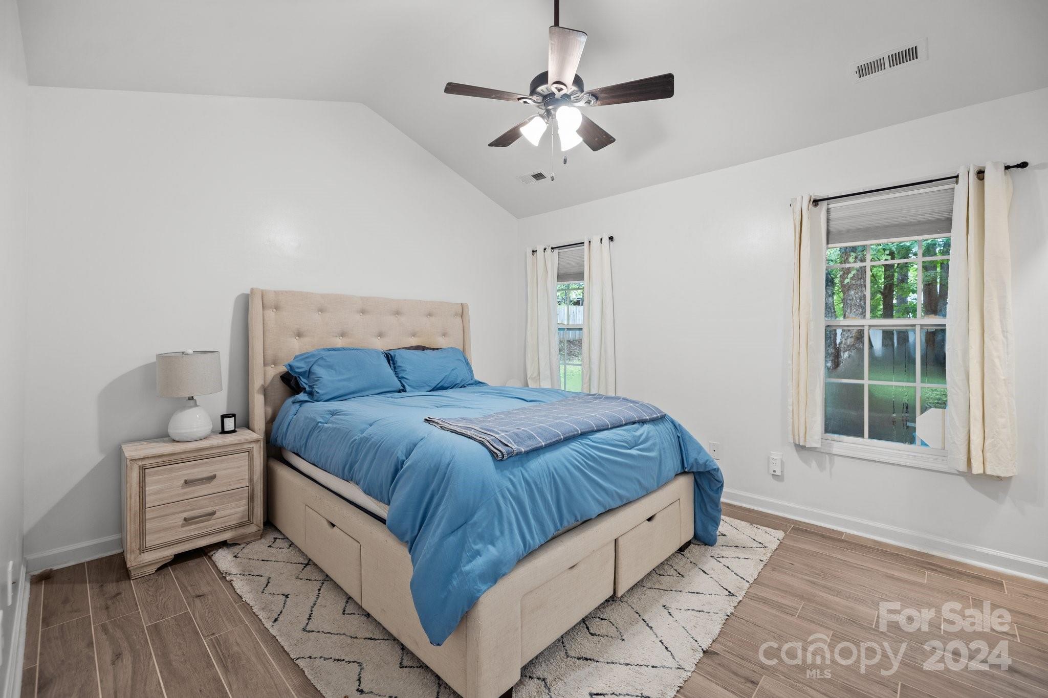 Longview Oaks - Residential