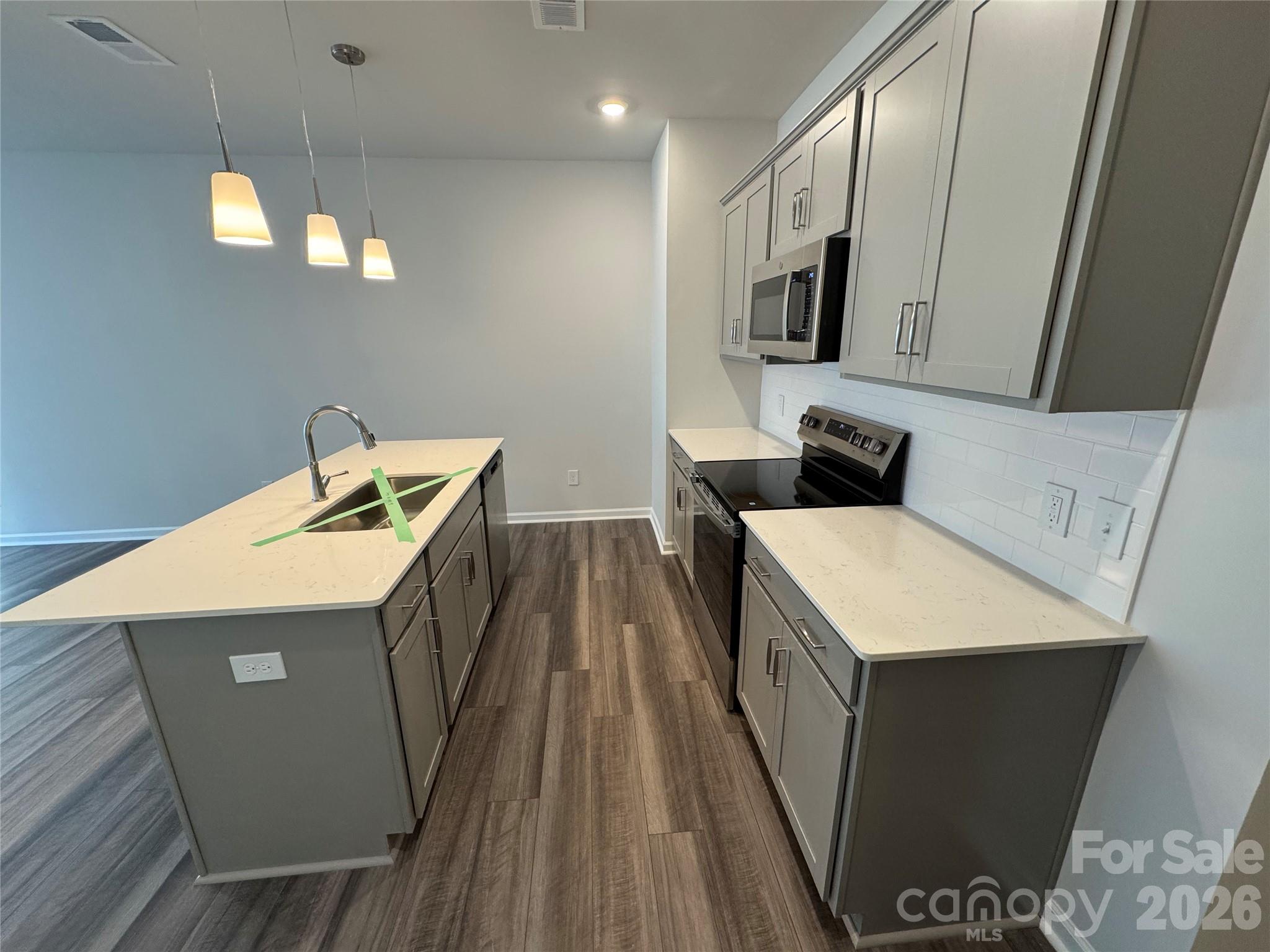 4614 Lakeview Road 2